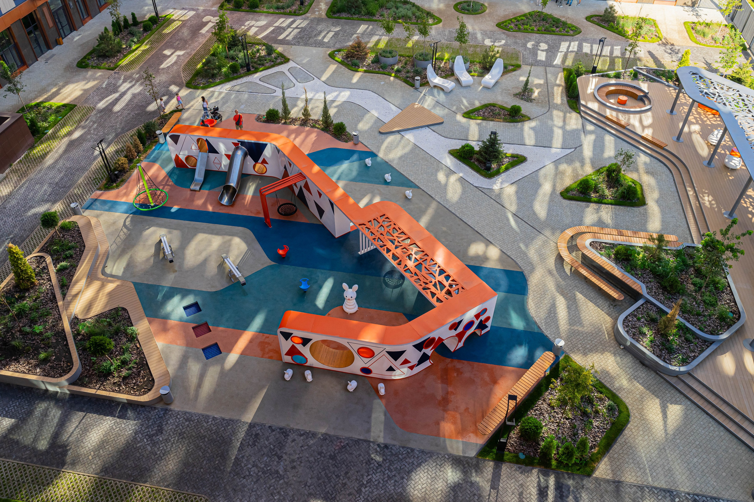 Фотосъемка детской площадки на территории жилищного комплекса