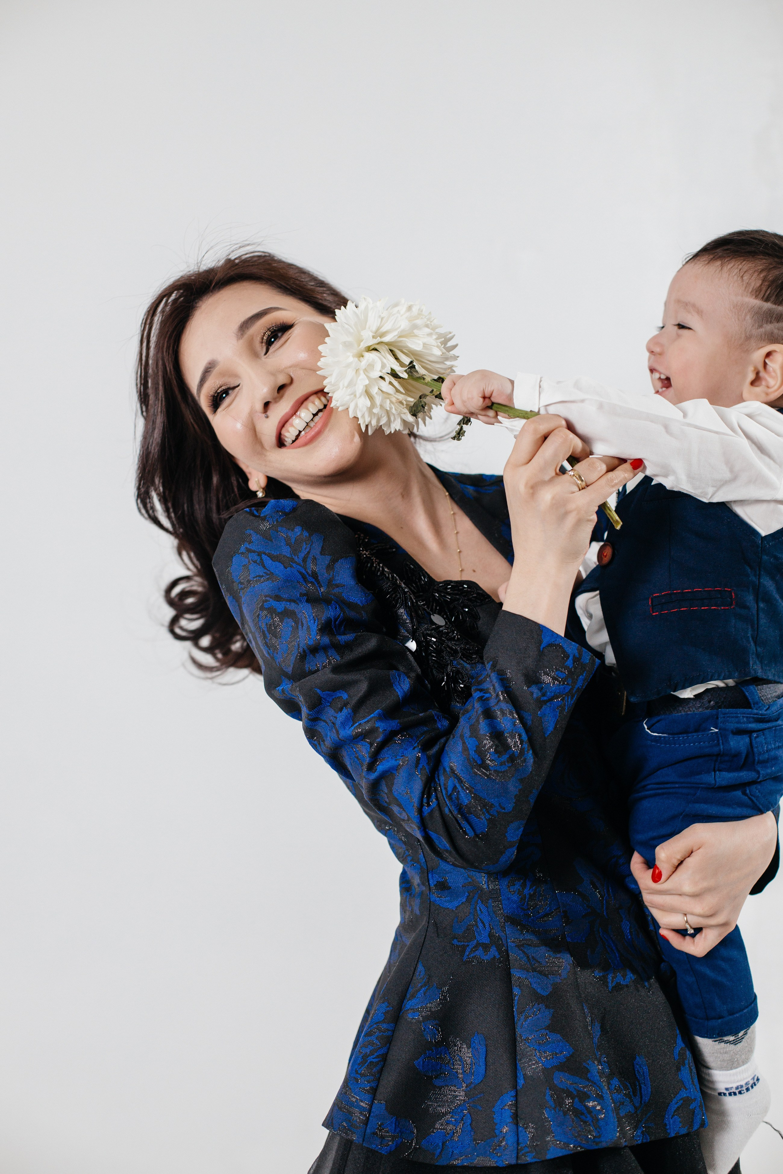 Подарочный сертификат. Фотограф Сиражев Карымсак. Фотосессия, бизнес портреты