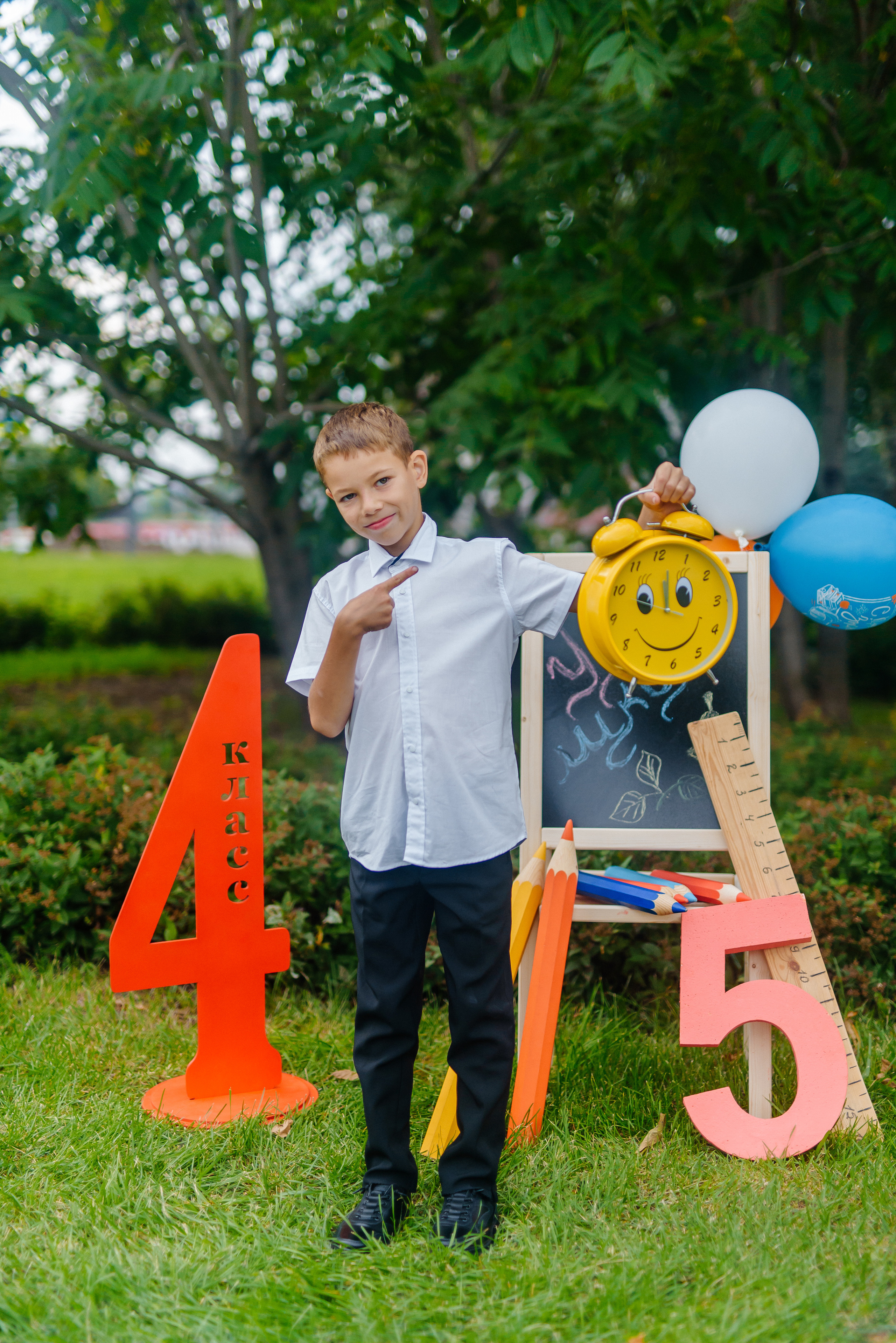 Фотопроект «Здравствуй, школа» для начальных классов. Семейный фотограф в Барнауле