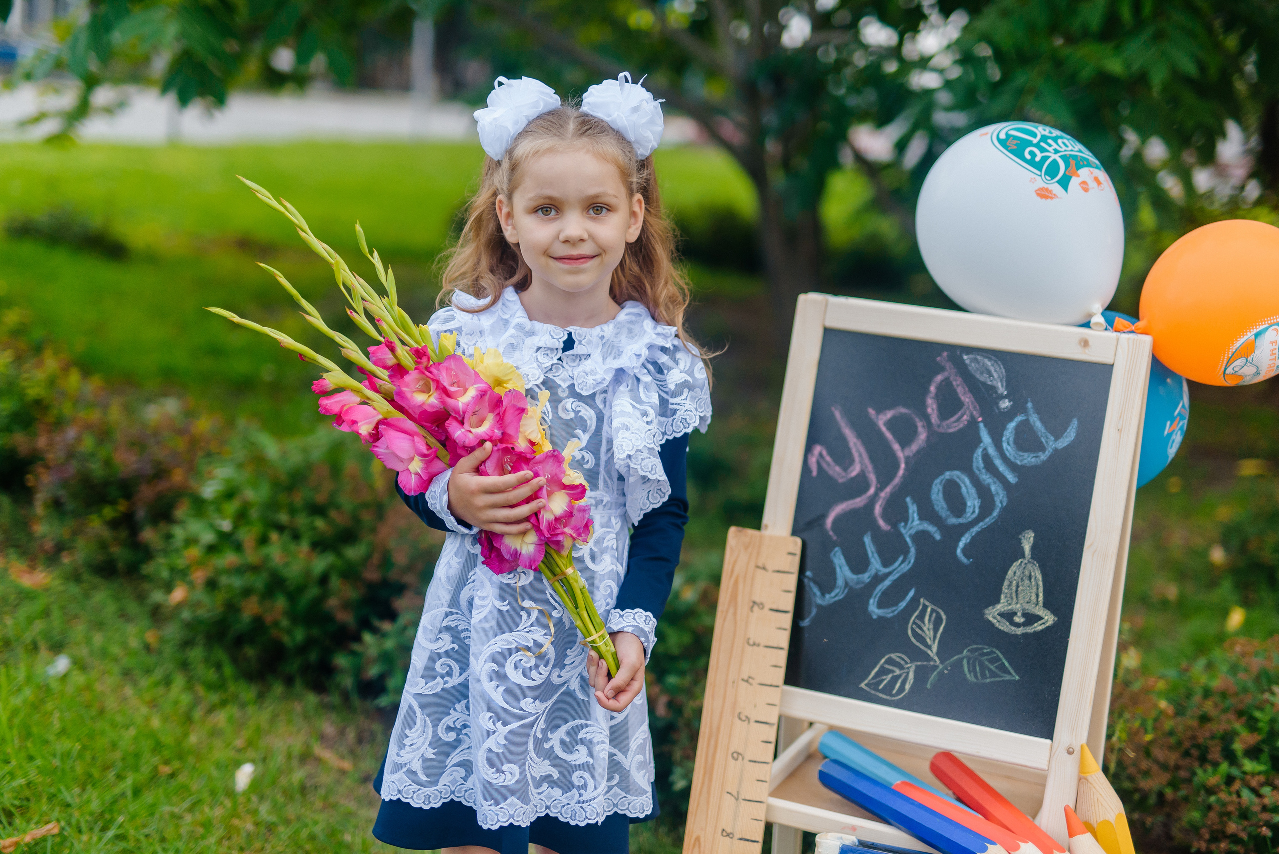 Фотопроект «Здравствуй, школа» для начальных классов. Семейный фотограф в Барнауле