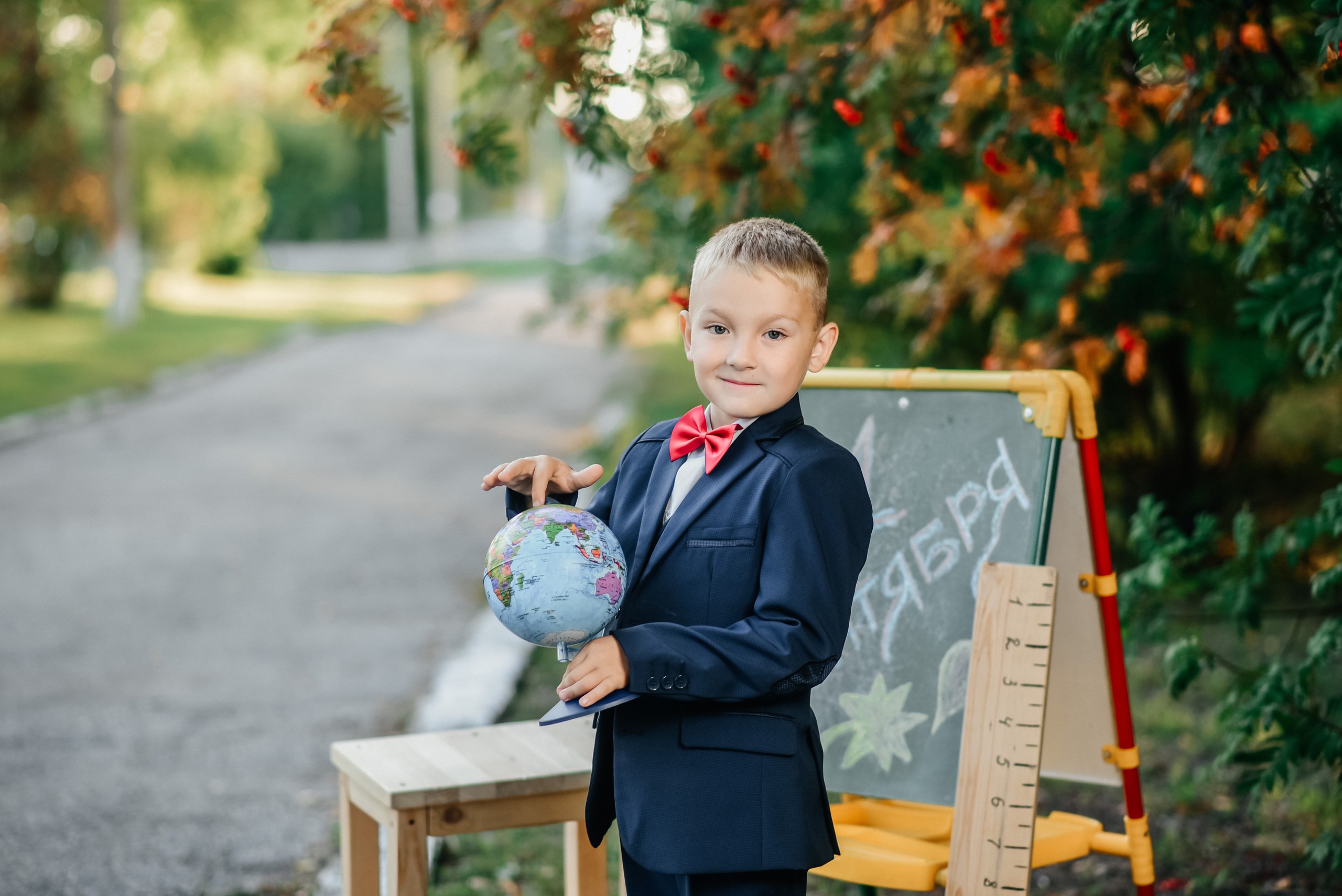 Фотопроект «Здравствуй, школа» для начальных классов. Семейный фотограф в Барнауле
