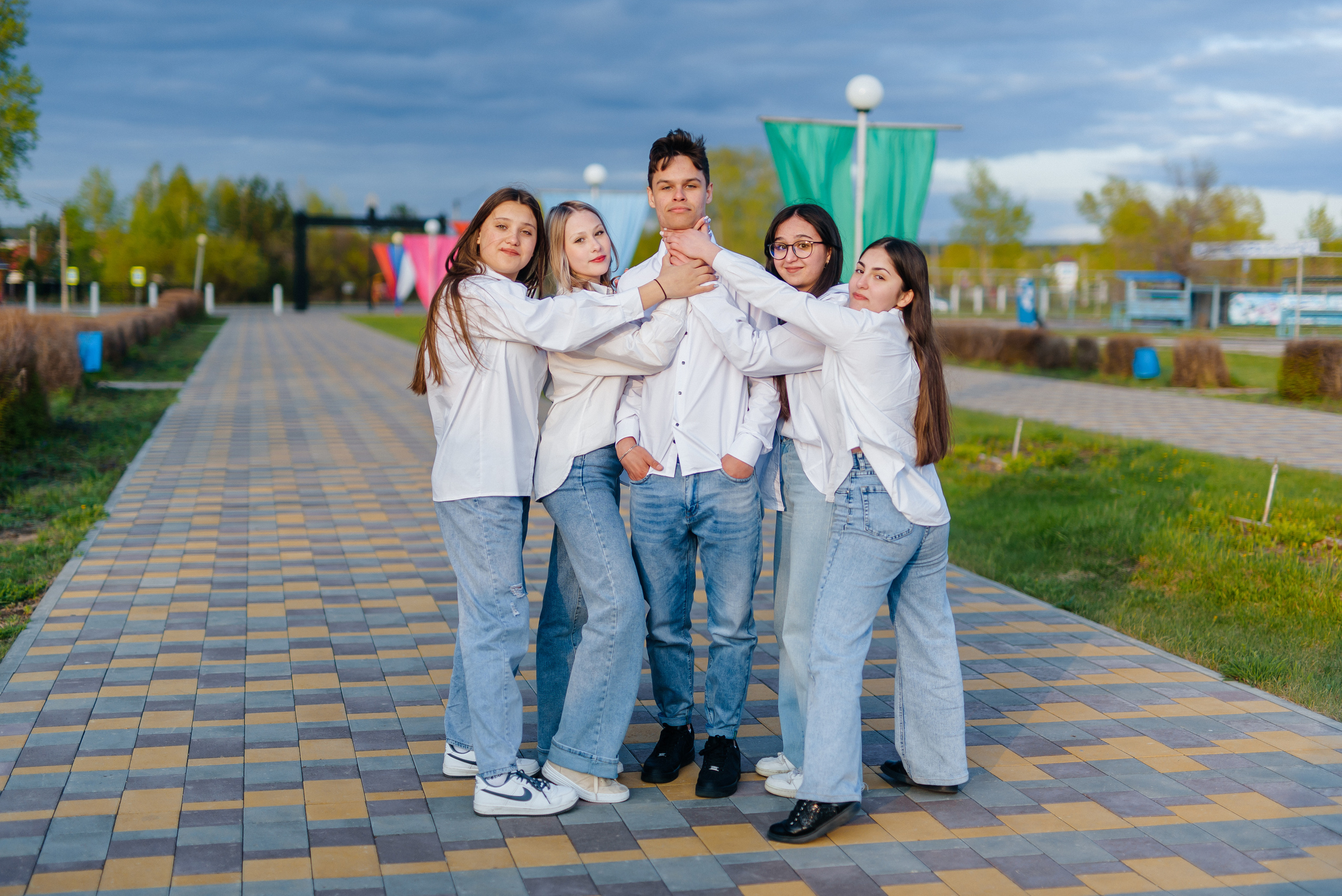 Годовое фотосопровождение для 9-11 классов. Семейный фотограф в Барнауле