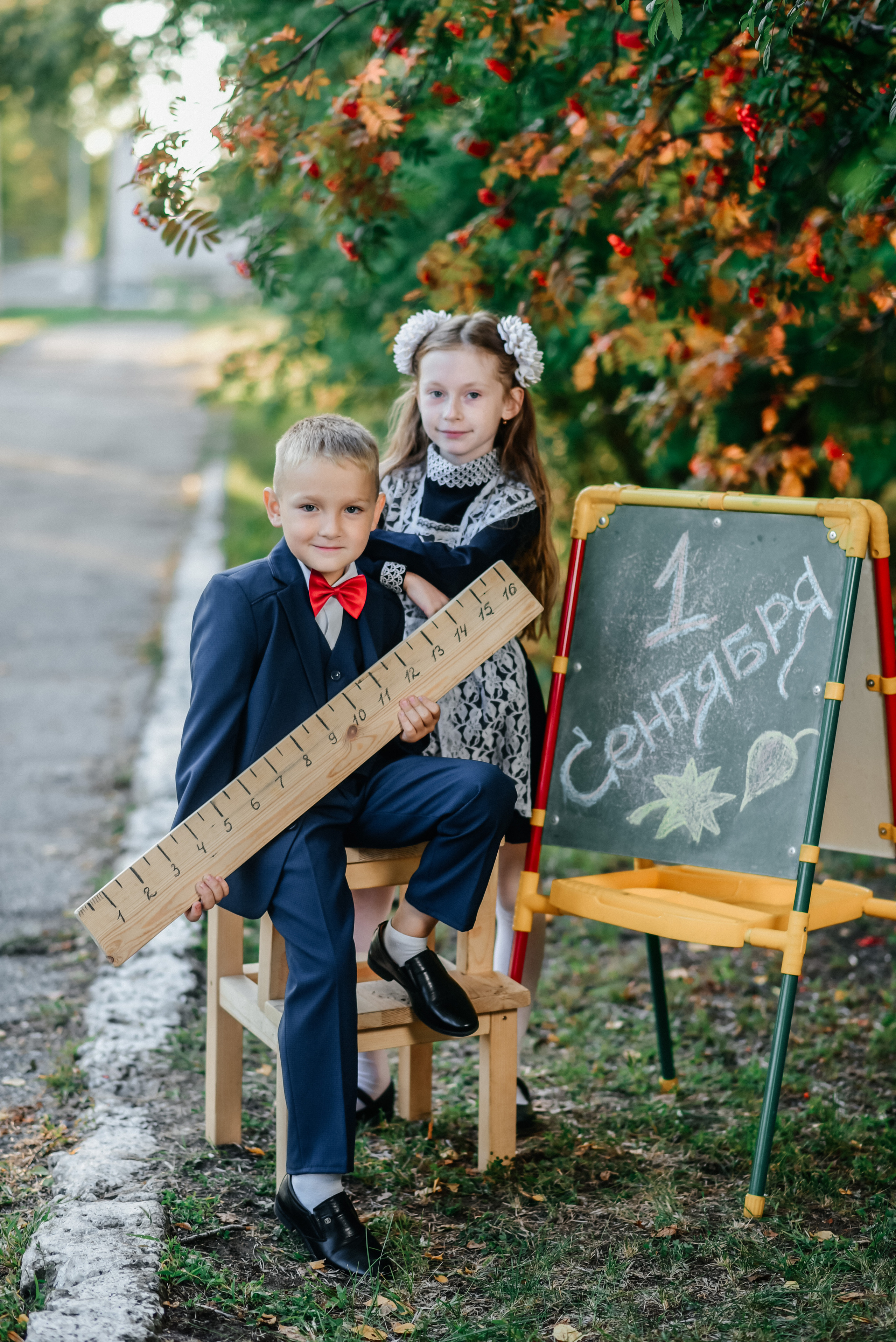 Фотопроект «Здравствуй, школа» для начальных классов. Семейный фотограф в Барнауле