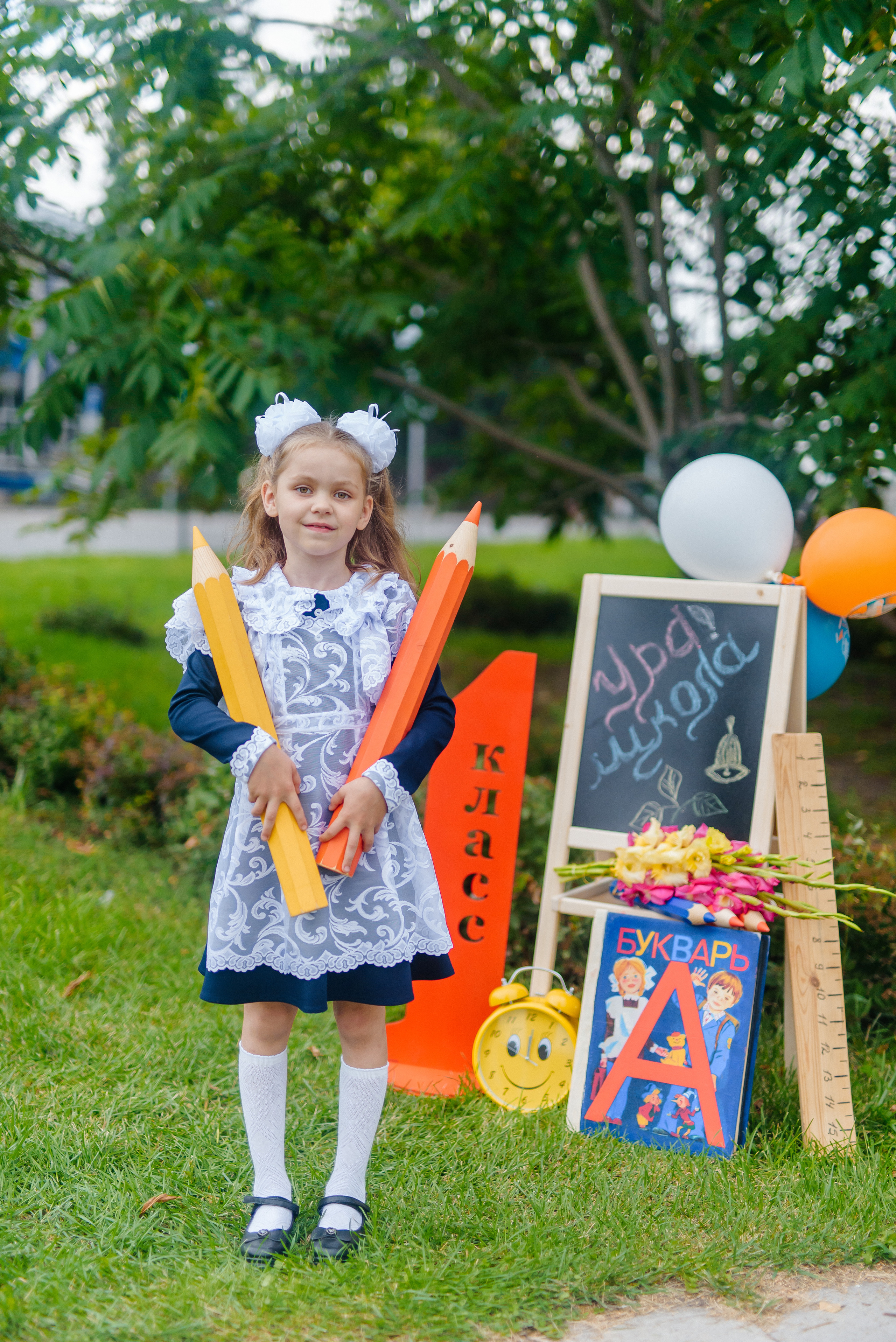 Фотопроект «Здравствуй, школа» для начальных классов. Семейный фотограф в Барнауле