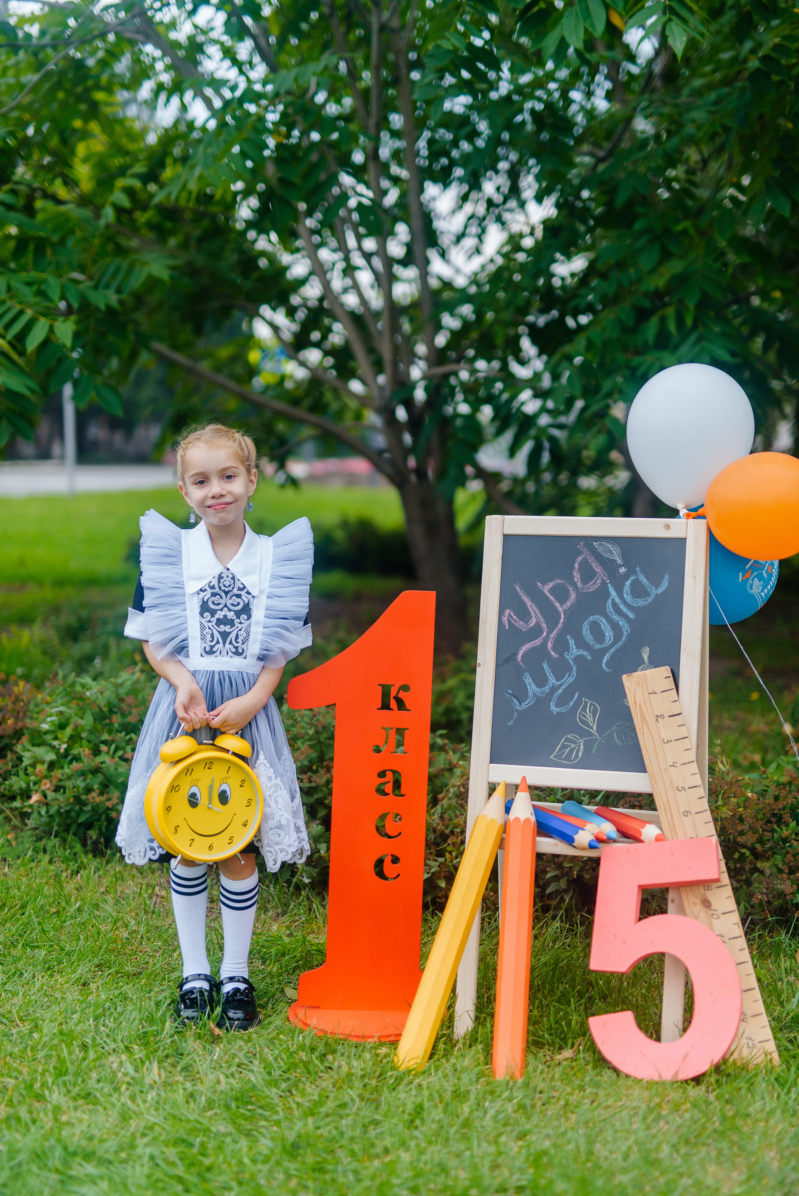 Фотопроект «Здравствуй, школа» для начальных классов. Семейный фотограф в Барнауле