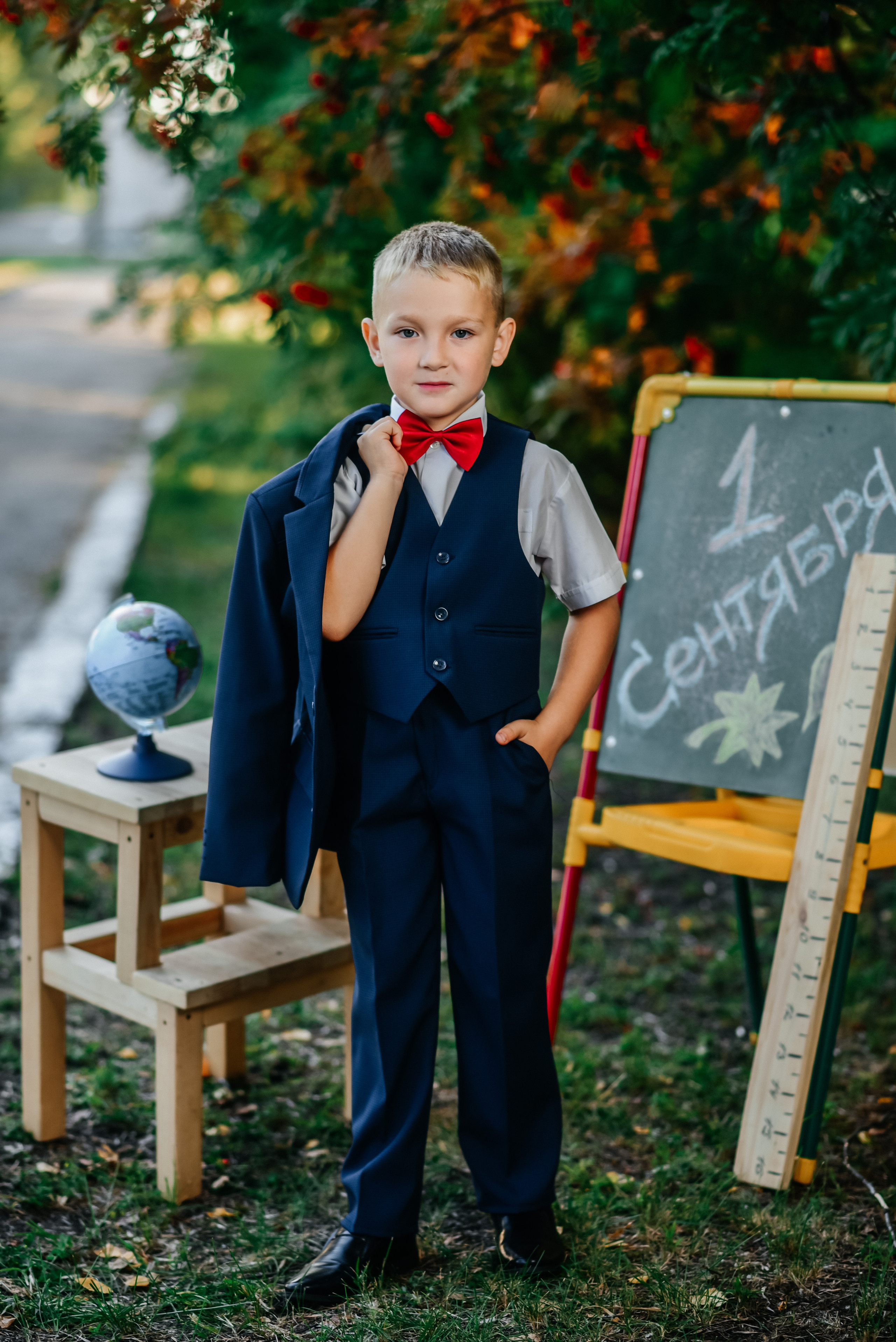 Фотопроект «Здравствуй, школа» для начальных классов. Семейный фотограф в Барнауле