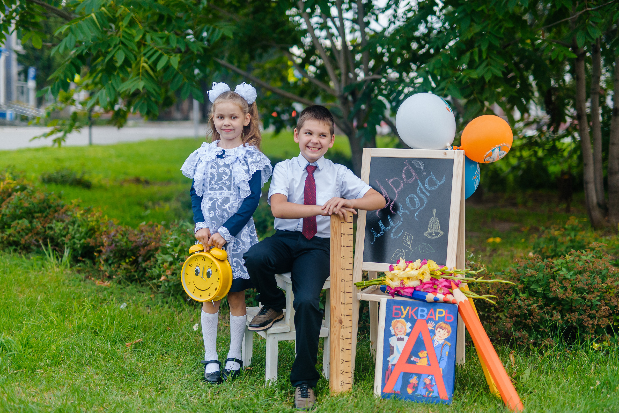 Фотопроект «Здравствуй, школа» для начальных классов. Семейный фотограф в Барнауле