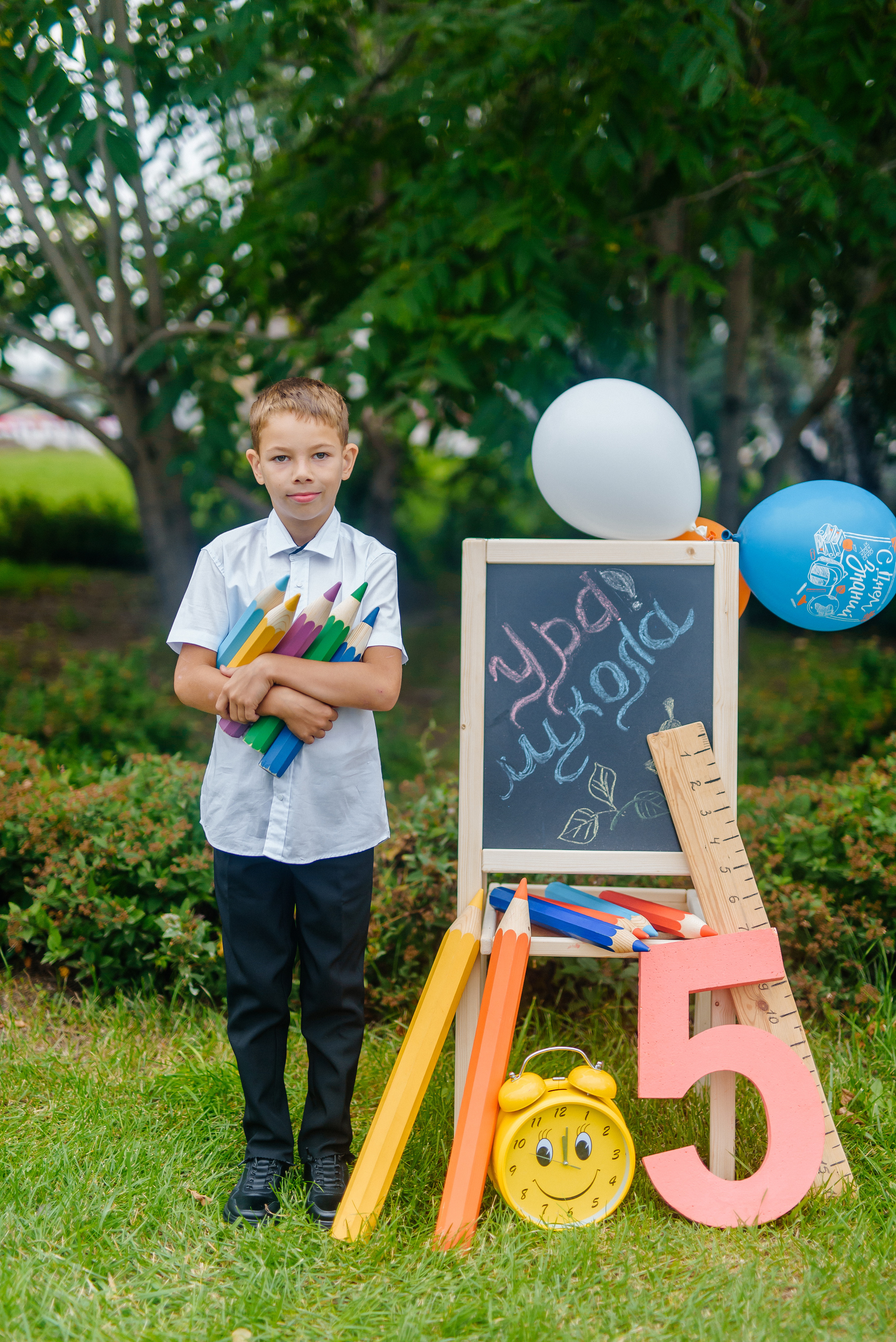 Фотопроект «Здравствуй, школа» для начальных классов. Семейный фотограф в Барнауле
