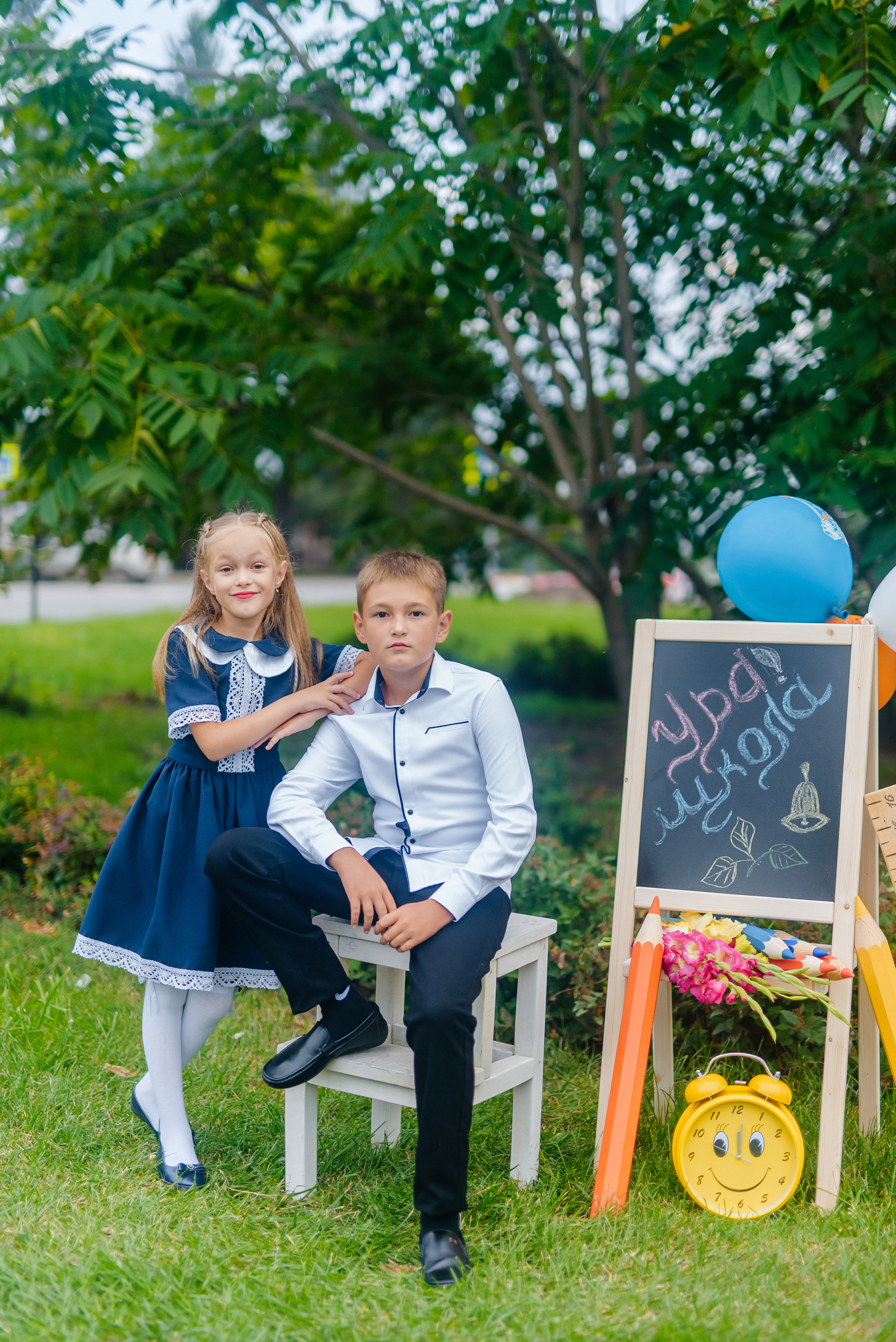 Фотопроект «Здравствуй, школа» для начальных классов. Семейный фотограф в Барнауле