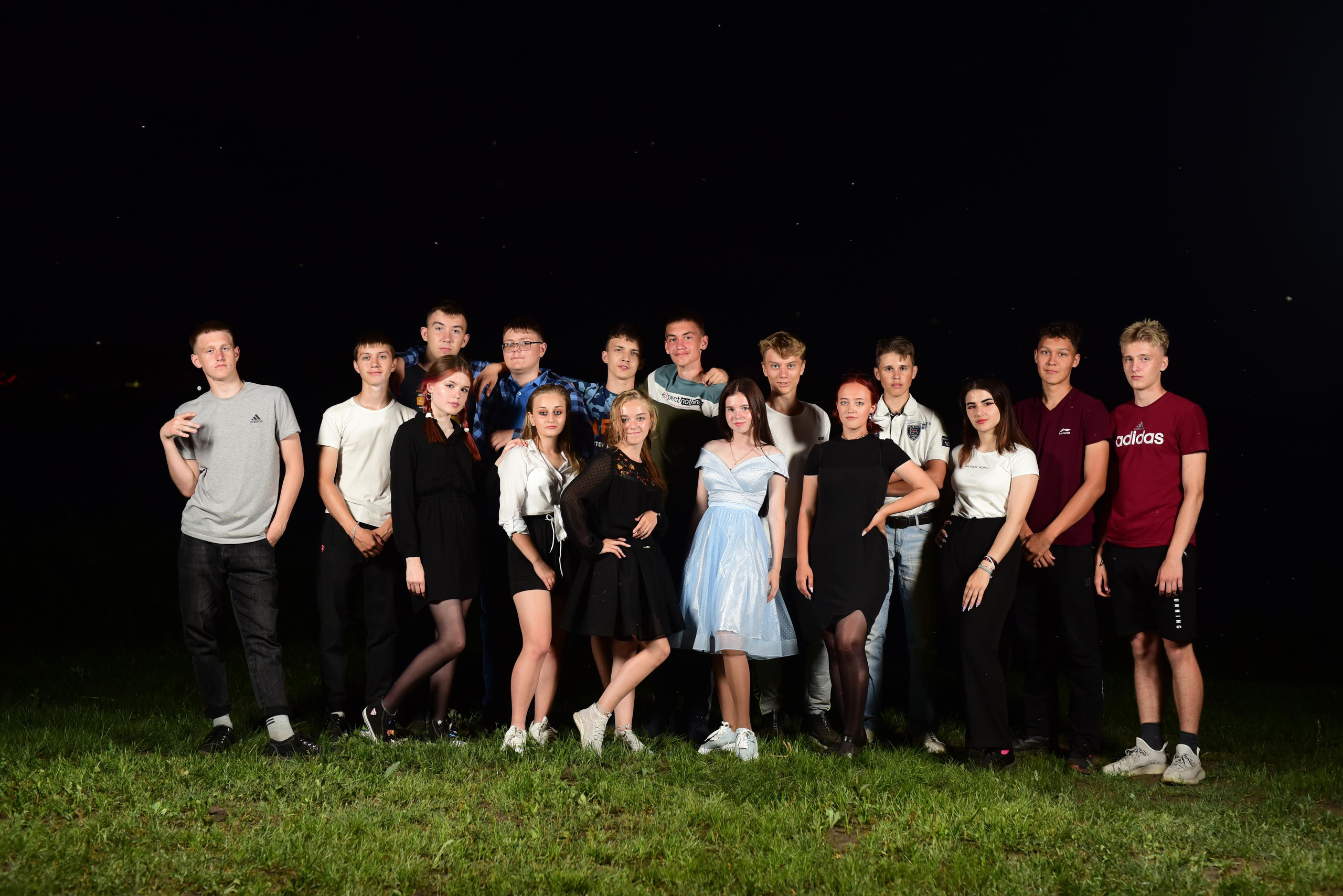 Годовое фотосопровождение для 9-11 классов. Семейный фотограф в Барнауле