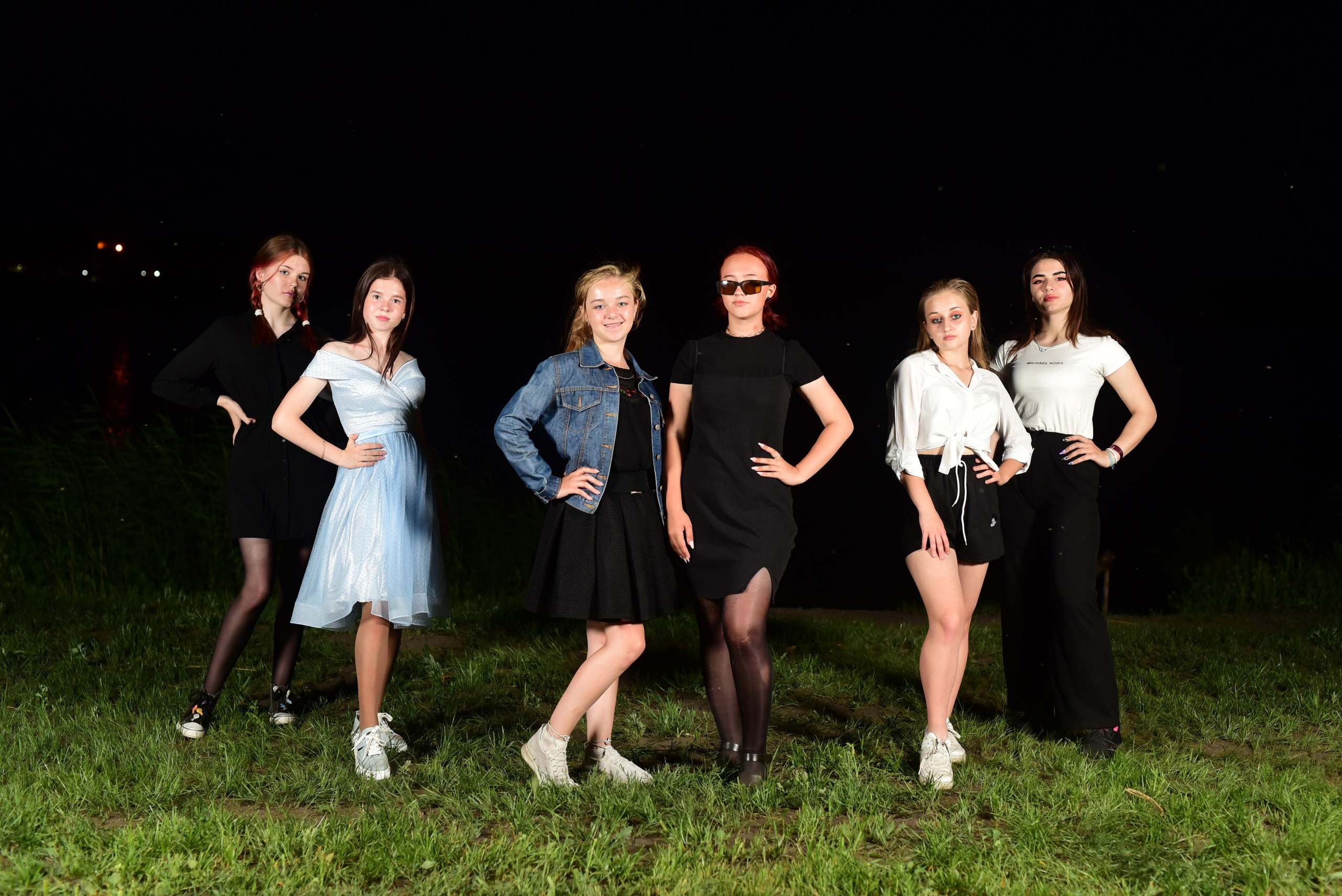 Годовое фотосопровождение для 9-11 классов. Семейный фотограф в Барнауле