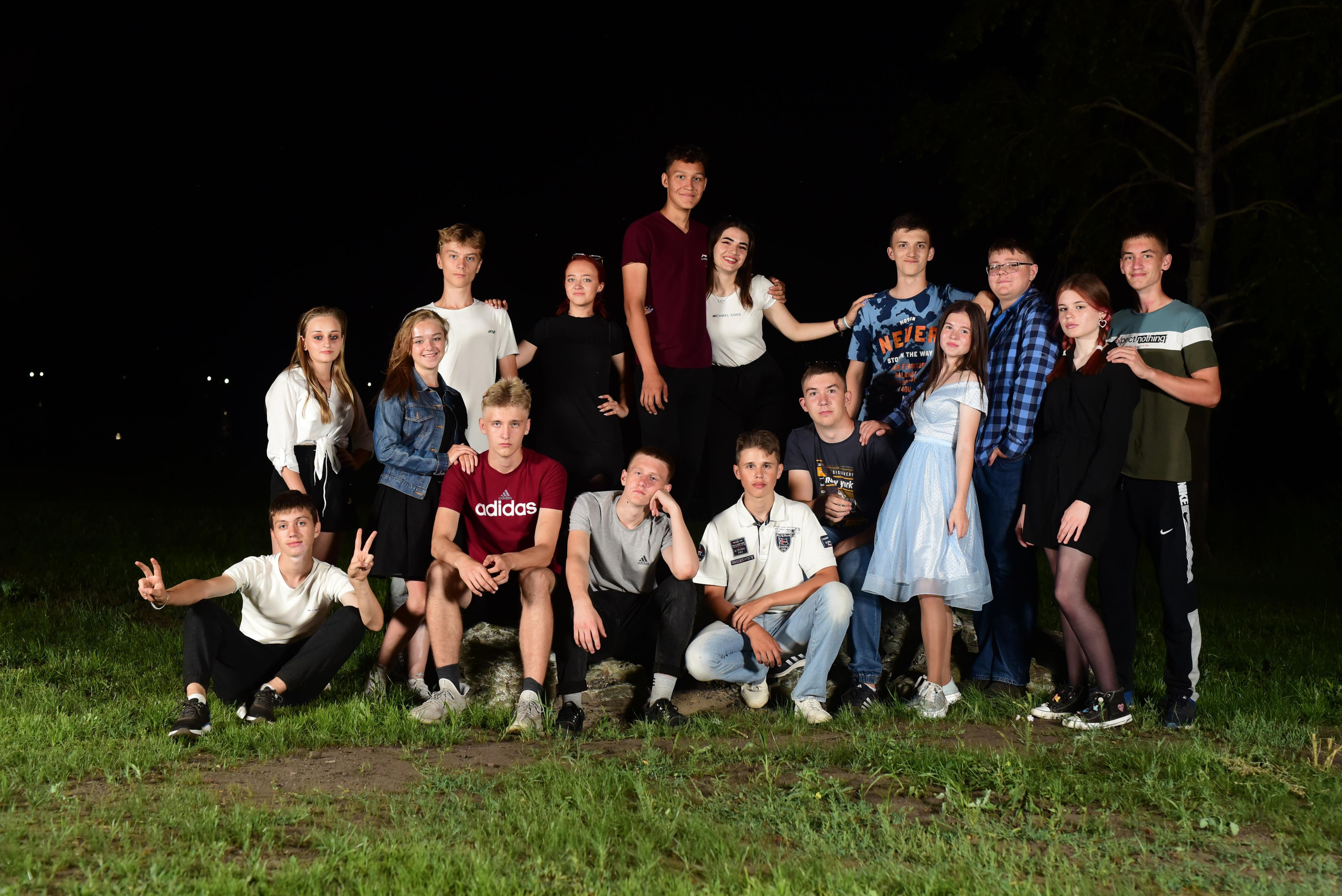 Годовое фотосопровождение для 9-11 классов. Семейный фотограф в Барнауле