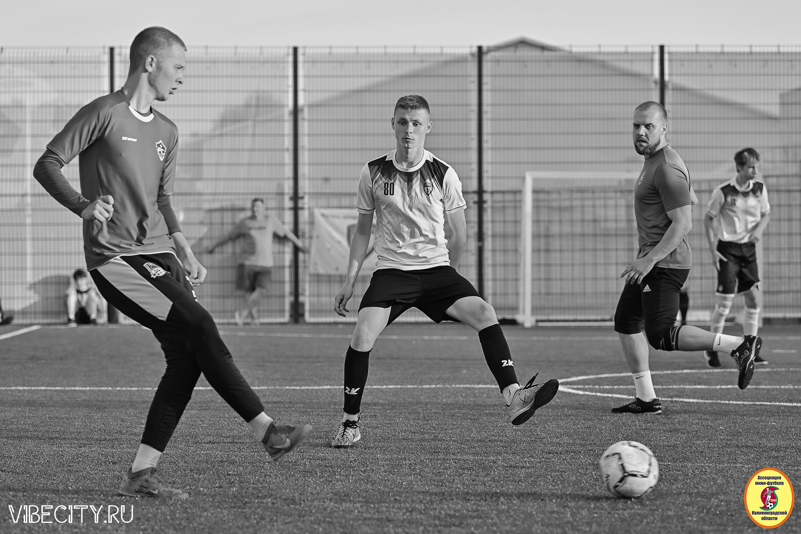 ИГРЫ МИНИ-ФУТБОЛЬНОЙ И КОРПОРАТИВНОЙ ЛИГИ. VIBECITY.RU Вайб Сити Ру Фоторепортажи Фотоотчеты Калининград