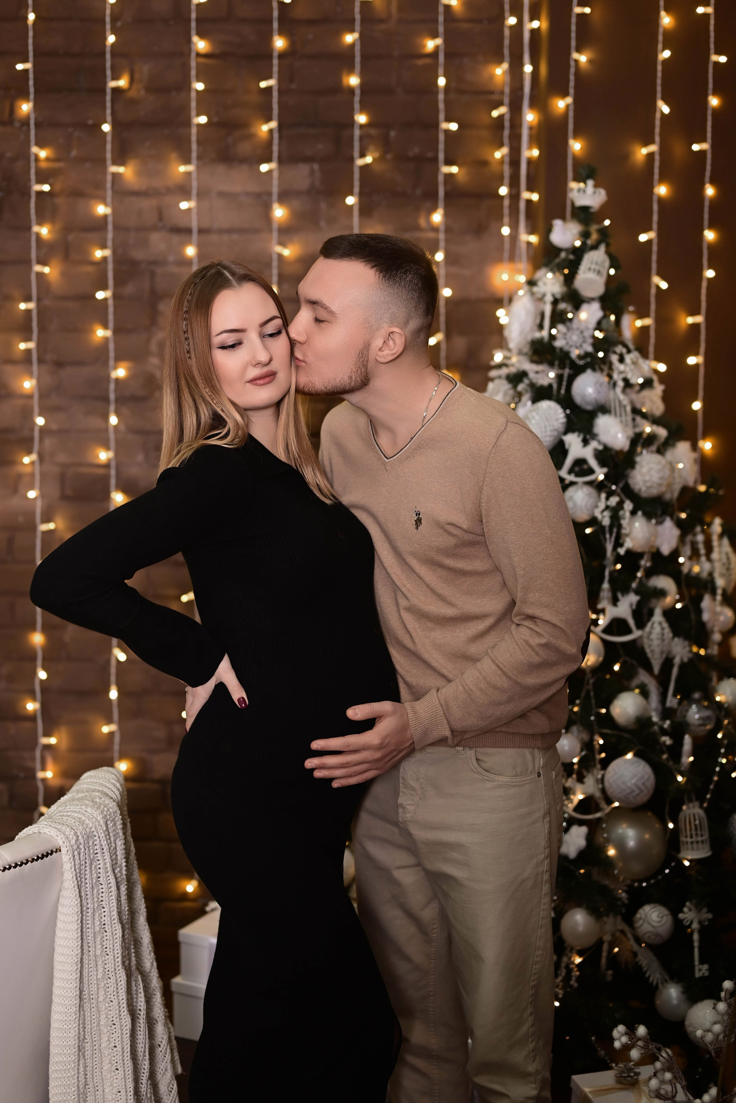 Беременность. Фотостудия Зефир. Фотосессии в студии под ключ. Москва. Семейные и детские фотосессии