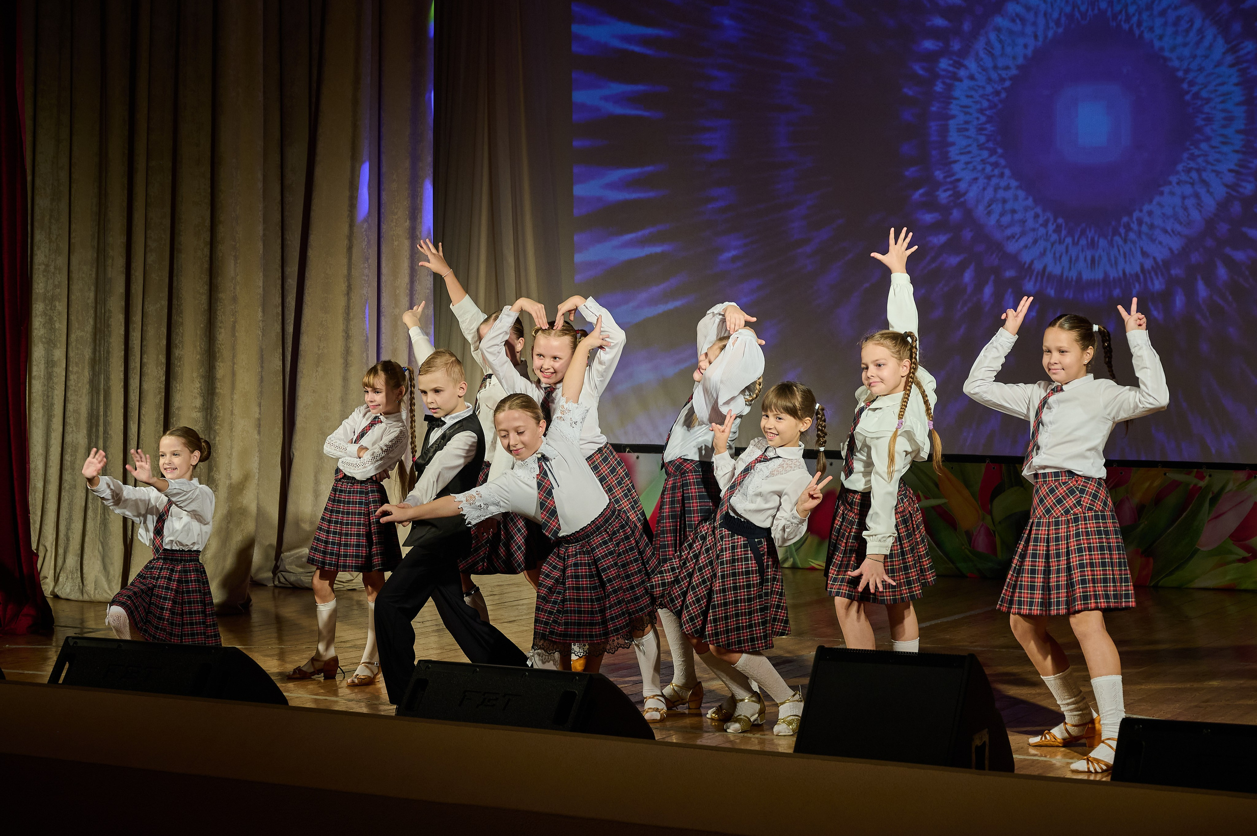 День матери Кабардинка. Жизнь курорта Кабардинка в фотографиях