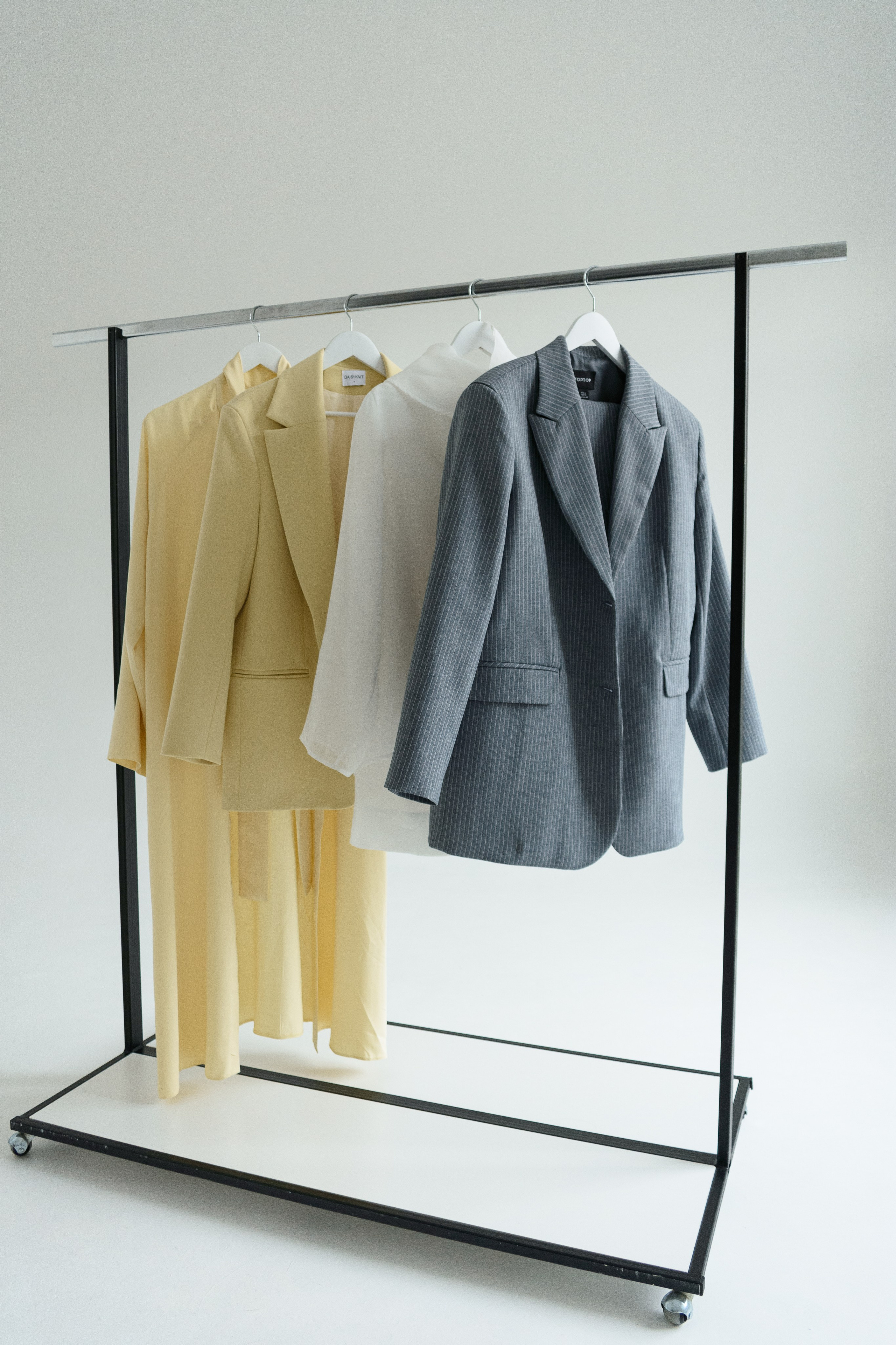 Стильные образы и гардеробные капсулы для стильной фотосессии для сдачи в аренду. Екатерина Ананенко: персональный стилист из Красноярска