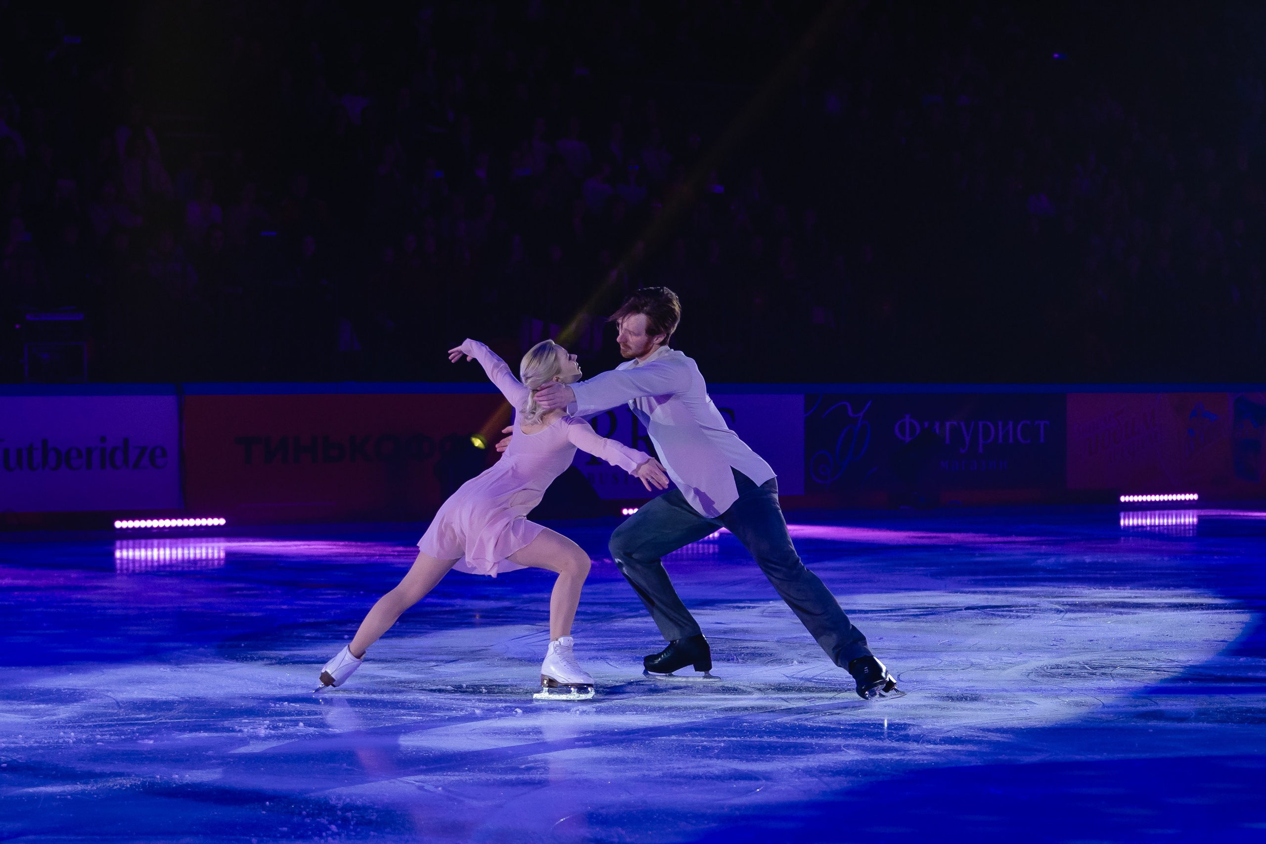 Шоу «Чемпионы на льду» в Новосибирске. Воробьева Ксения — Спортивный и танцевальный фотограф Новосибирск
