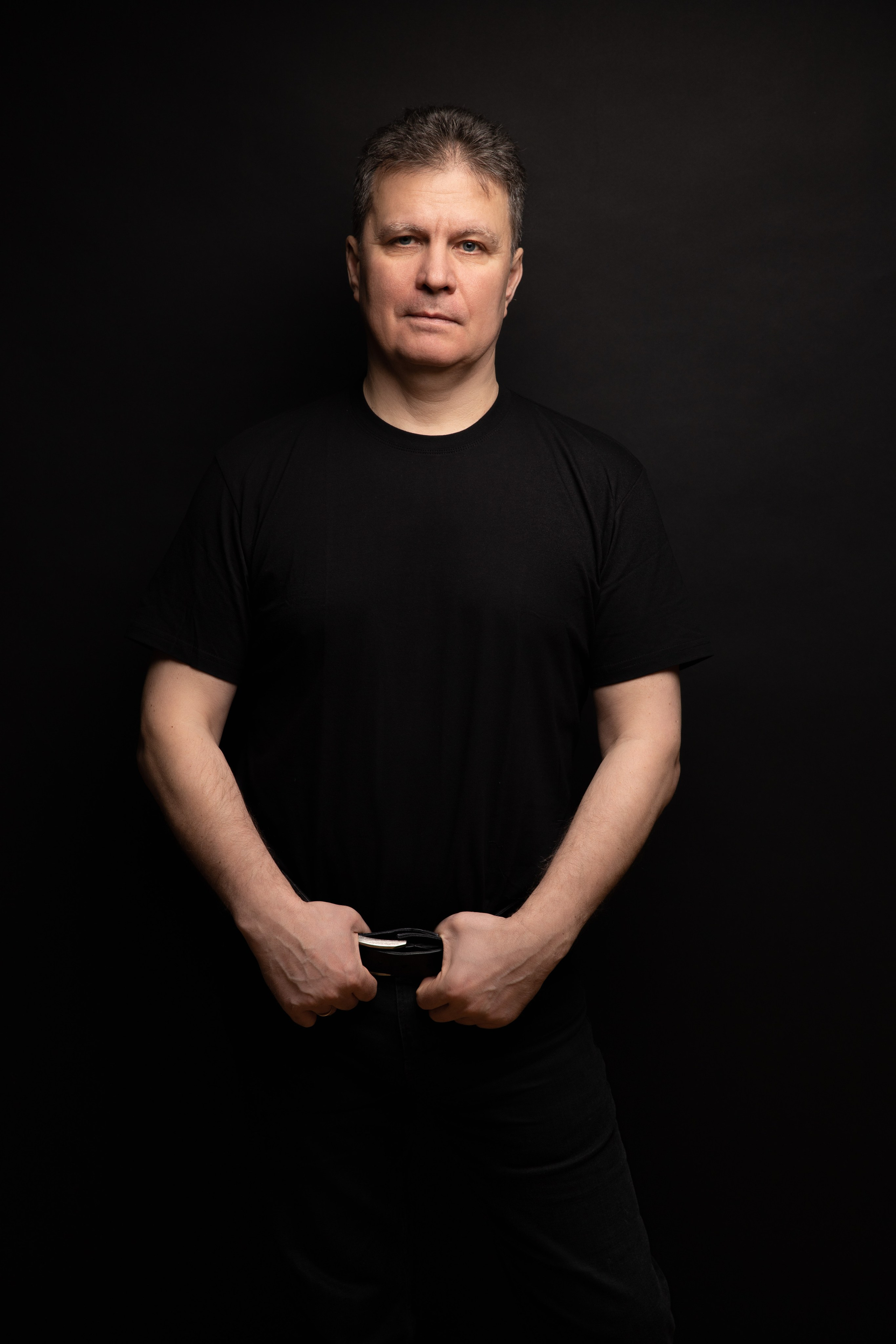 ФОТОГРАФ РАДОСТИ Фотосессия в студии СПб. Портретный фотограф — Юрий Торлопов