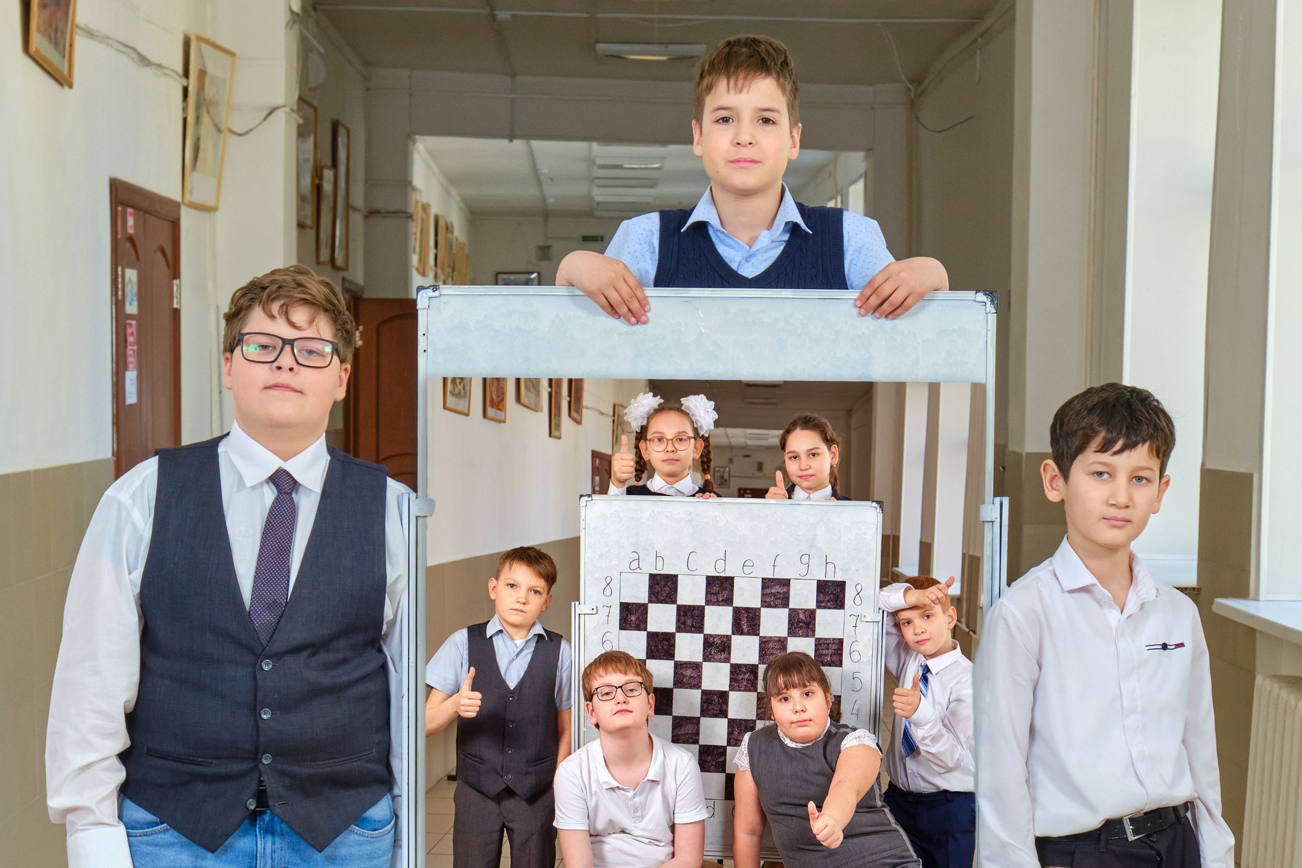 Школьный альбом на выпускной 4 класс. Заказать выпускной альбом 4 класс в Самаре