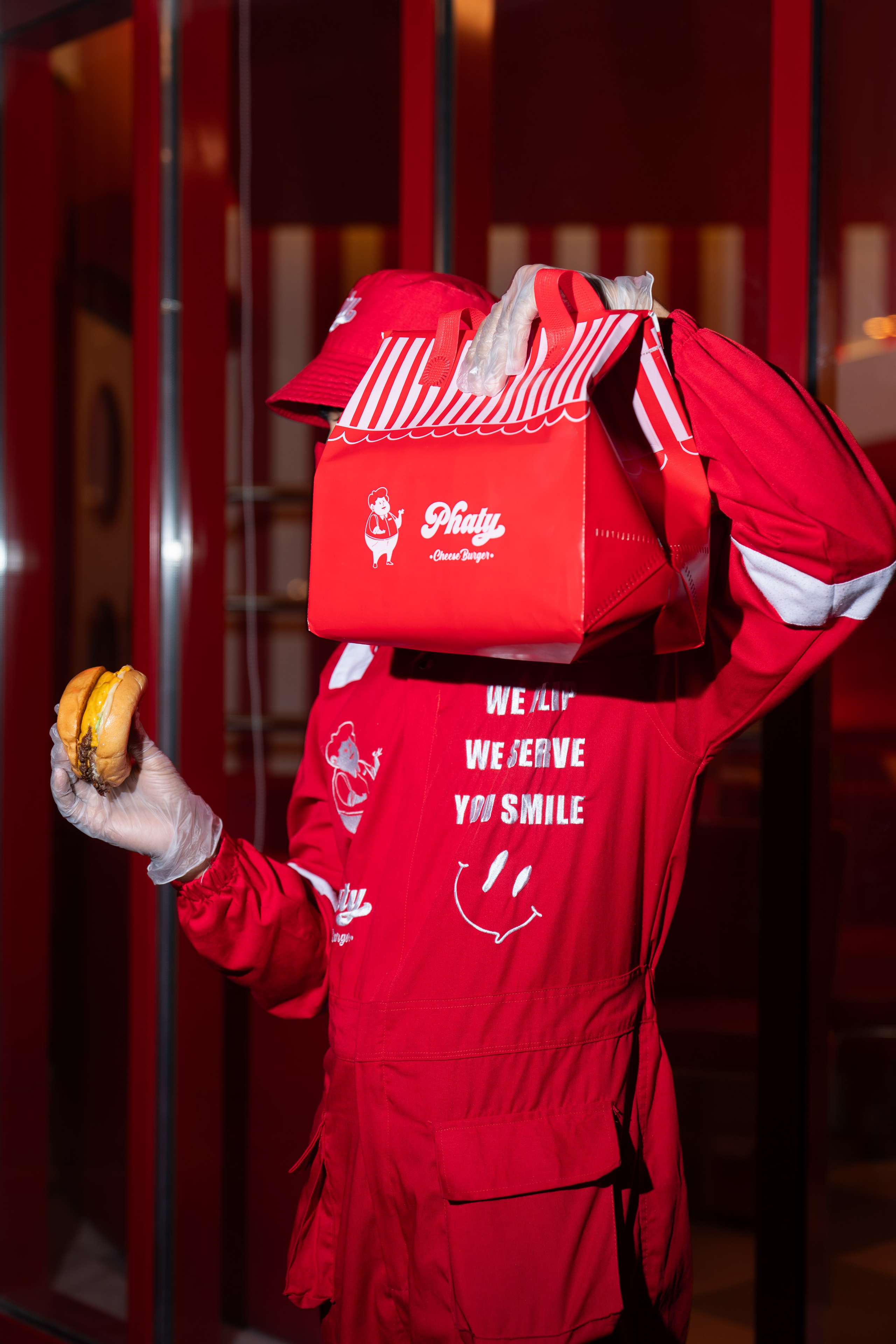 Предметная ретушь. Илья Игнатченко — фотограф