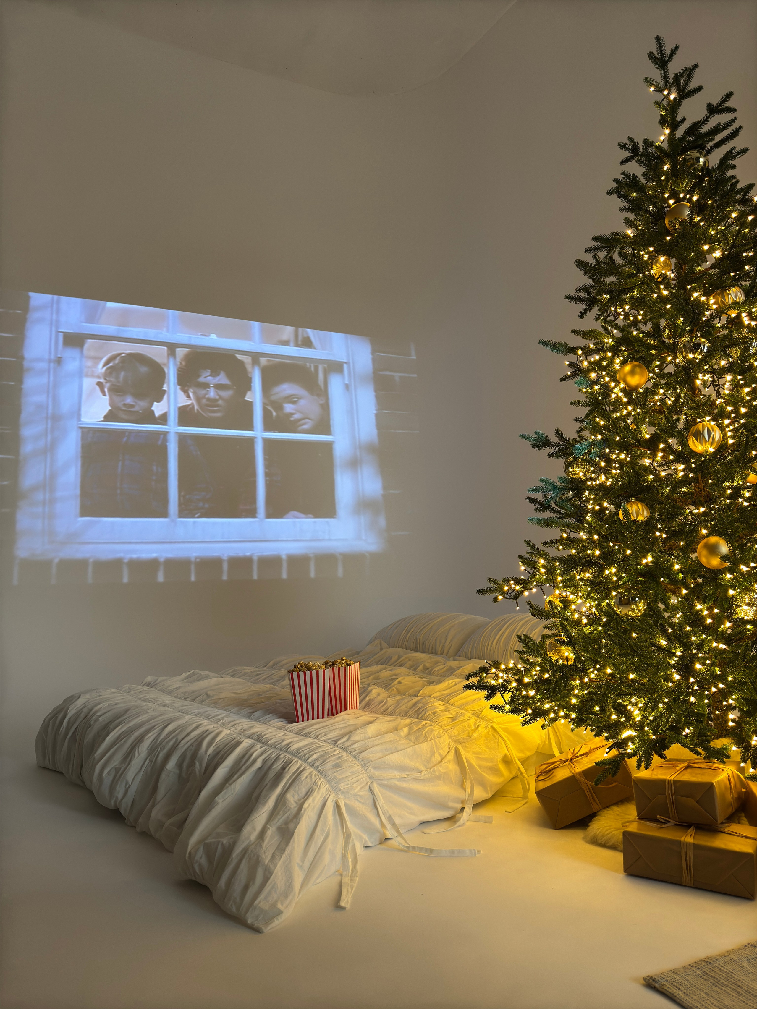 Новогоднее оформление залов 2026. Фотостудия в Балашихе Железнодорожный — почасовая аренда, бронь онлайн