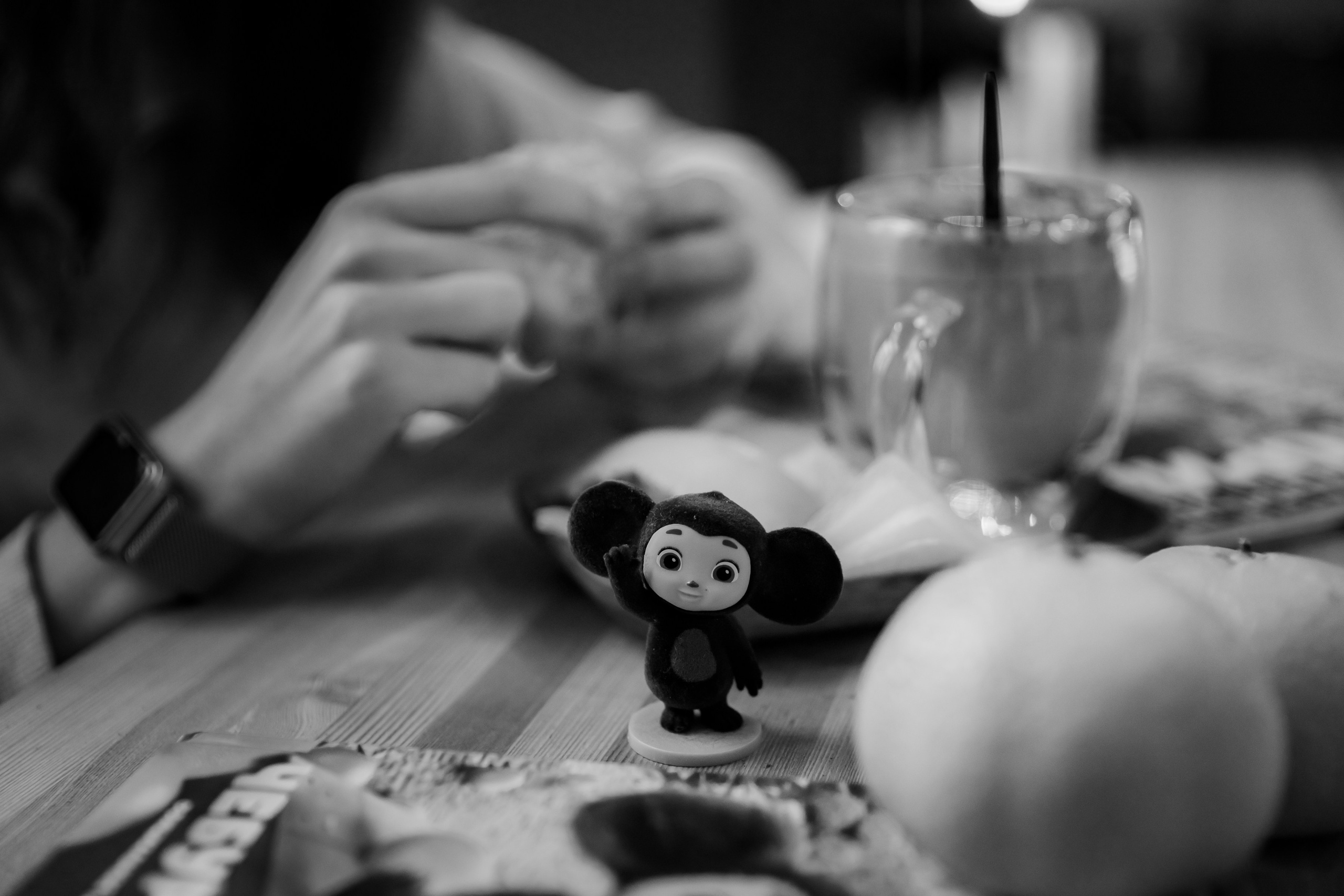 Портретная фотосессия в кафе. Интерьеры, Контент, Портреты | Фотограф в Москве Дани Терно