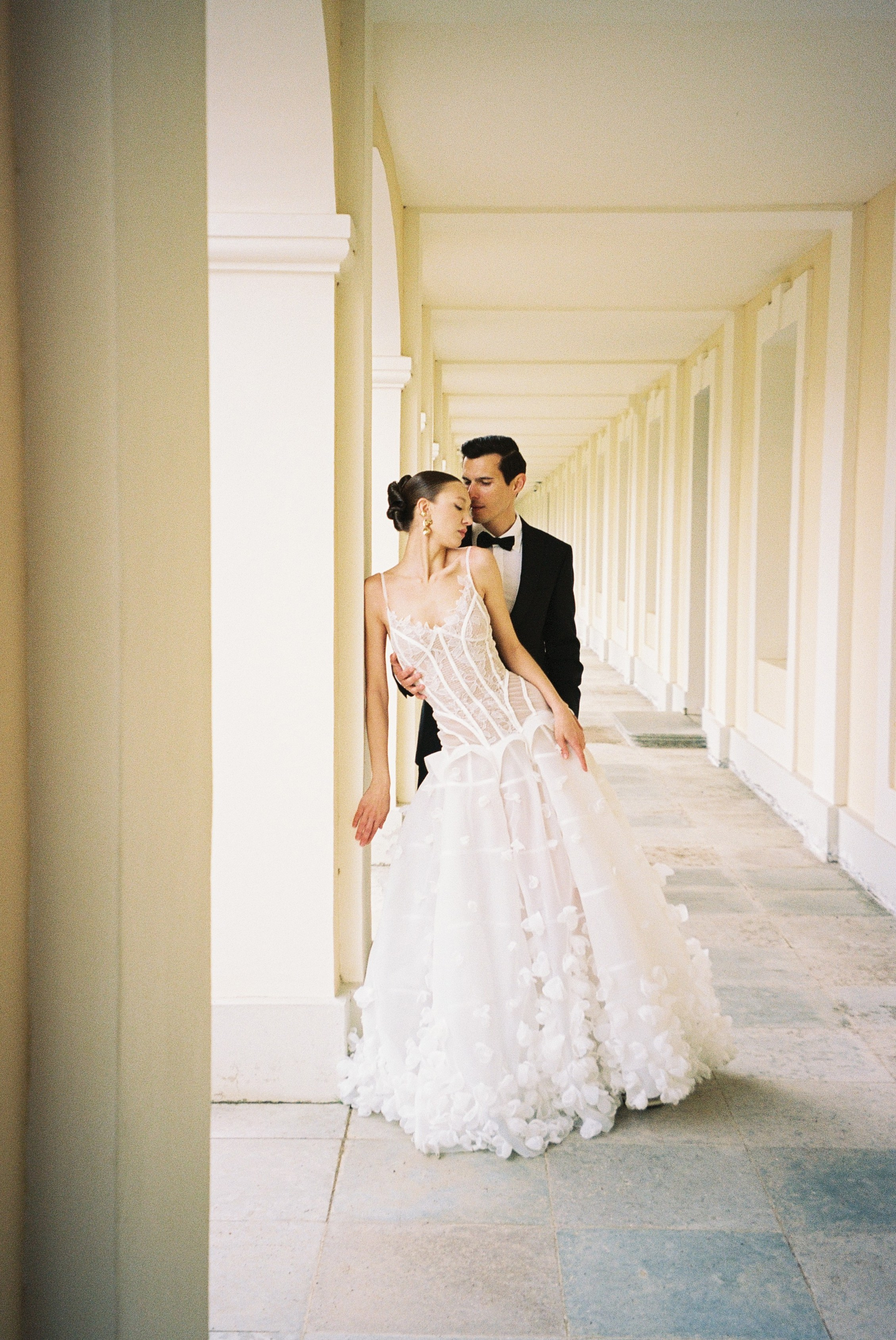 Свадебная фотосессия в Ораниенбауме. Свадебный фотограф в Москве Элина Ларченкова. Фото, которые цепляют