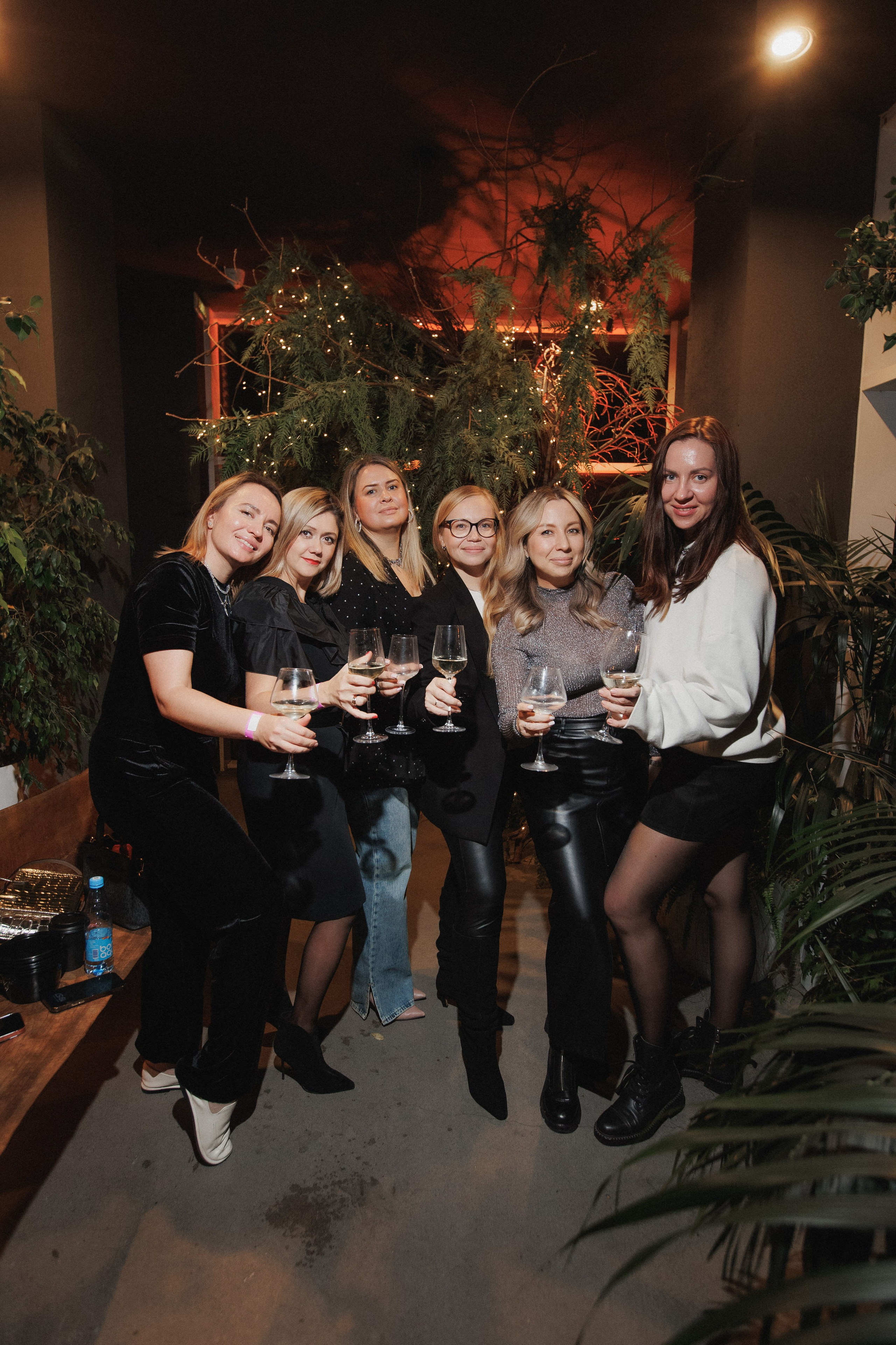 ВИННЫЙ ФЕСТИВАЛЬ. СВОИ. ФОТООТЧЕТЫ-СОБЫТИЯ-МЕСТА