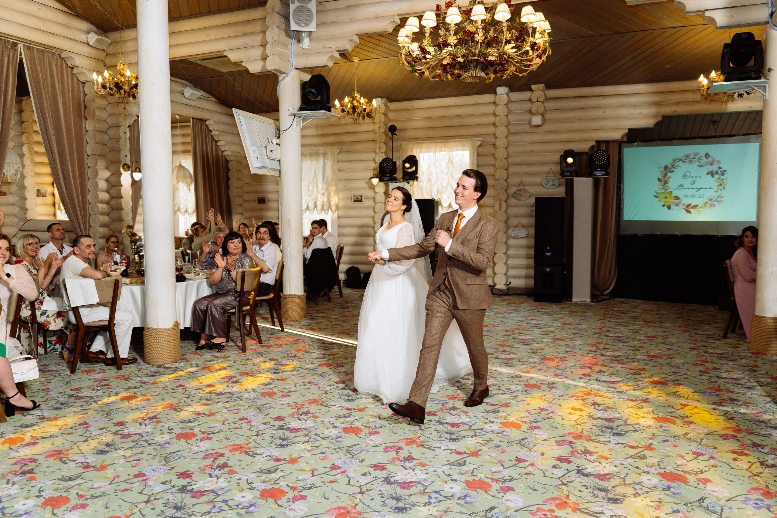 Свадьба Олега и Виктории в клубе «Ближняя дача»