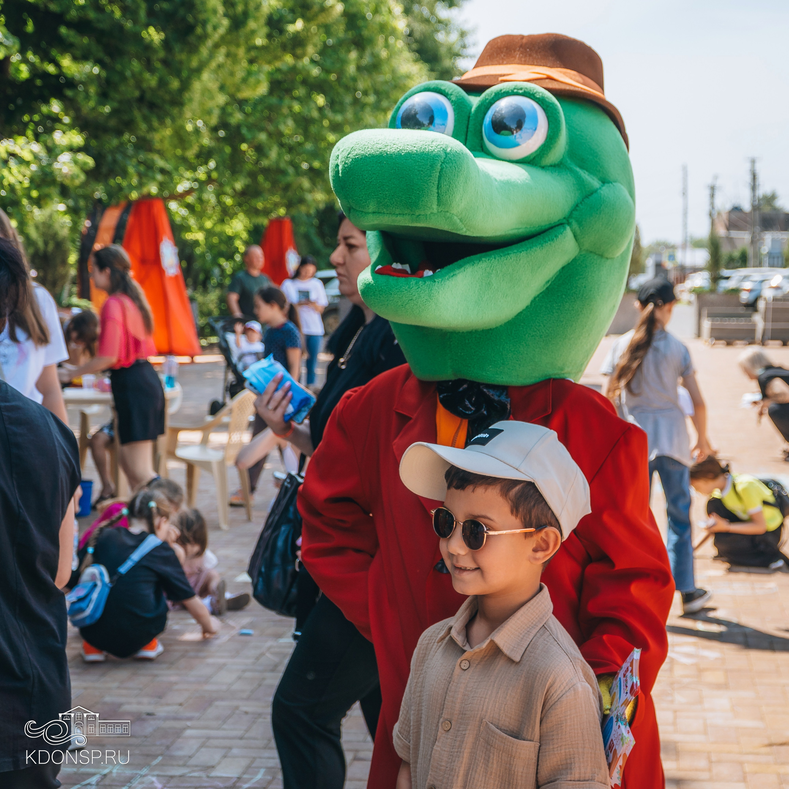 Должны смеяться дети. Новотитаровский Дом культуры