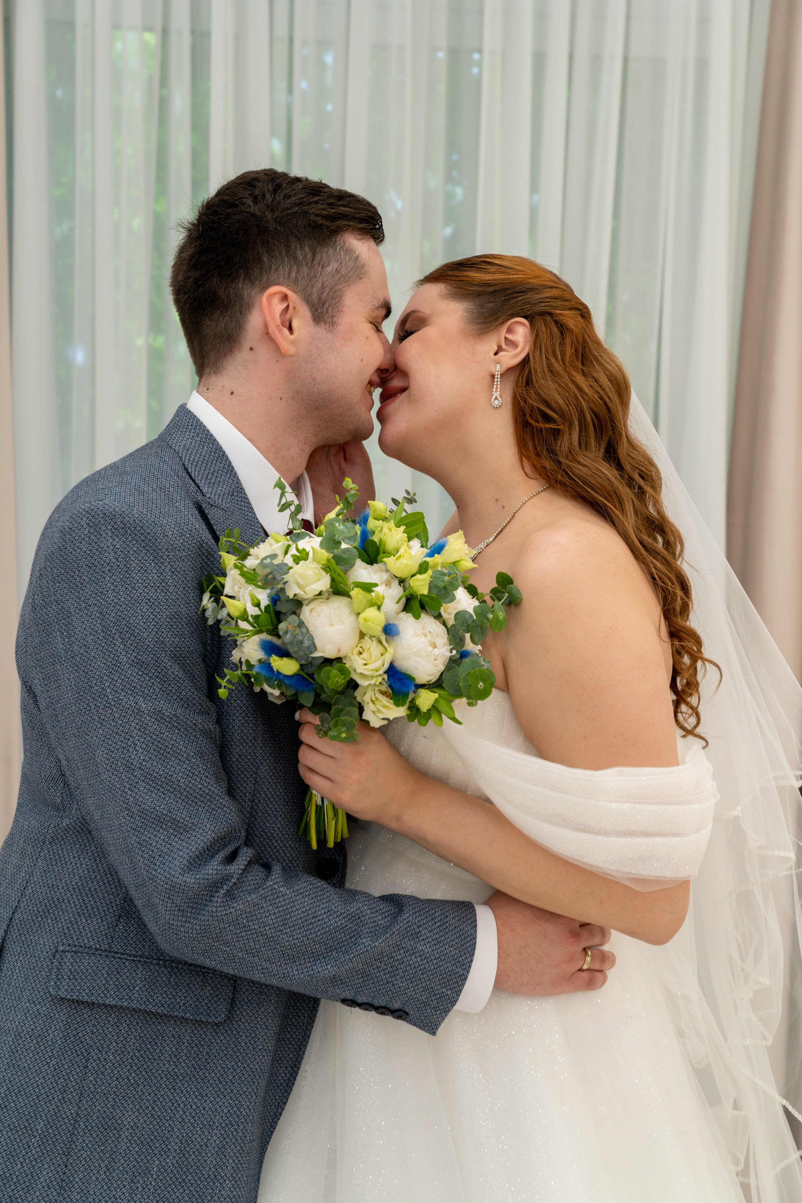 Свадебный фотоальбом, фотокнига премиум качества. «Студия DRONAVT`s» — видеосъёмка и фотография г. Москва