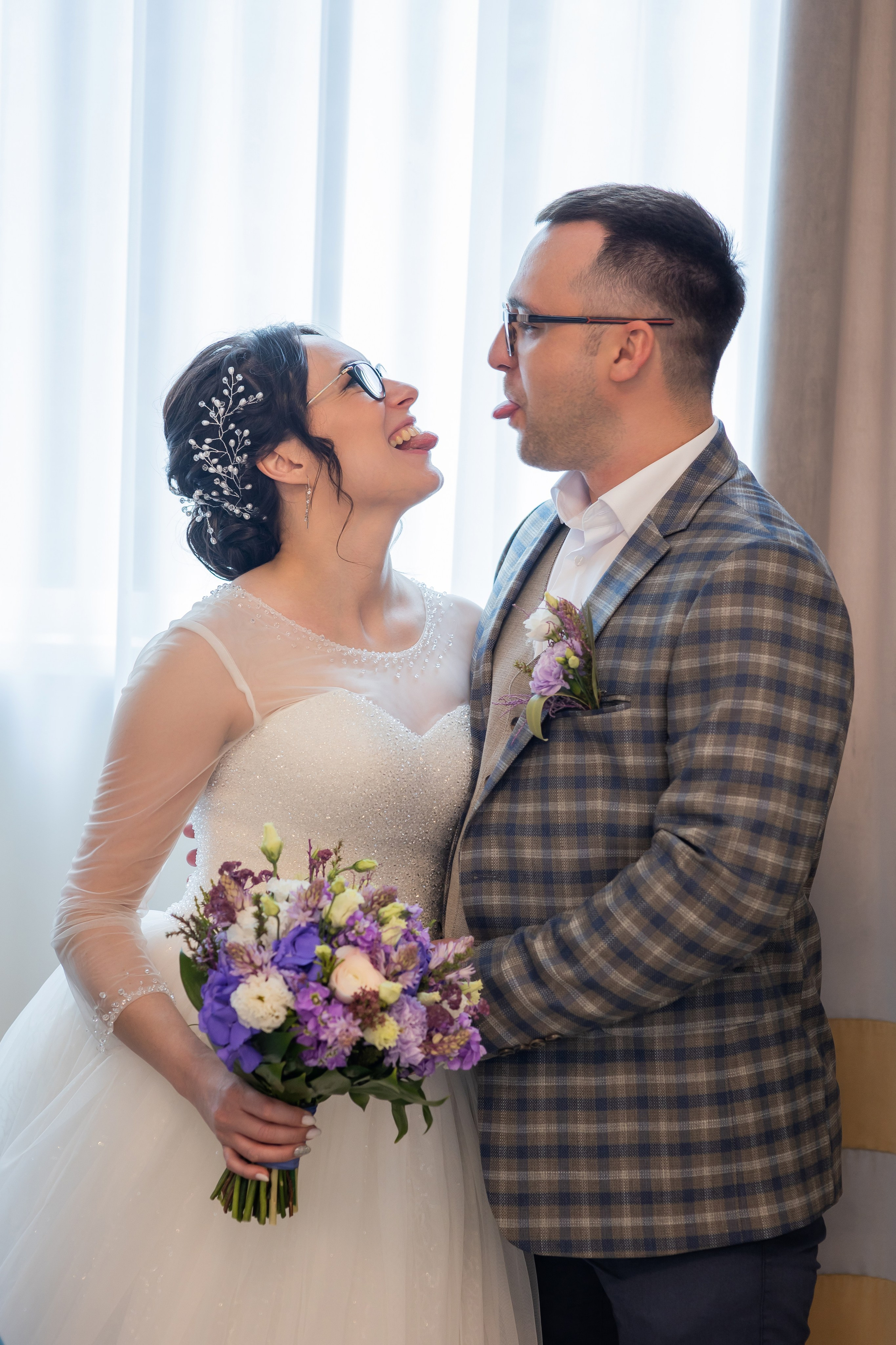 Миша и Маша. Весенняя свадьба 18.04.2023. Семейный фотограф в Москве Наталья Чуб, заказать Фотокнигу