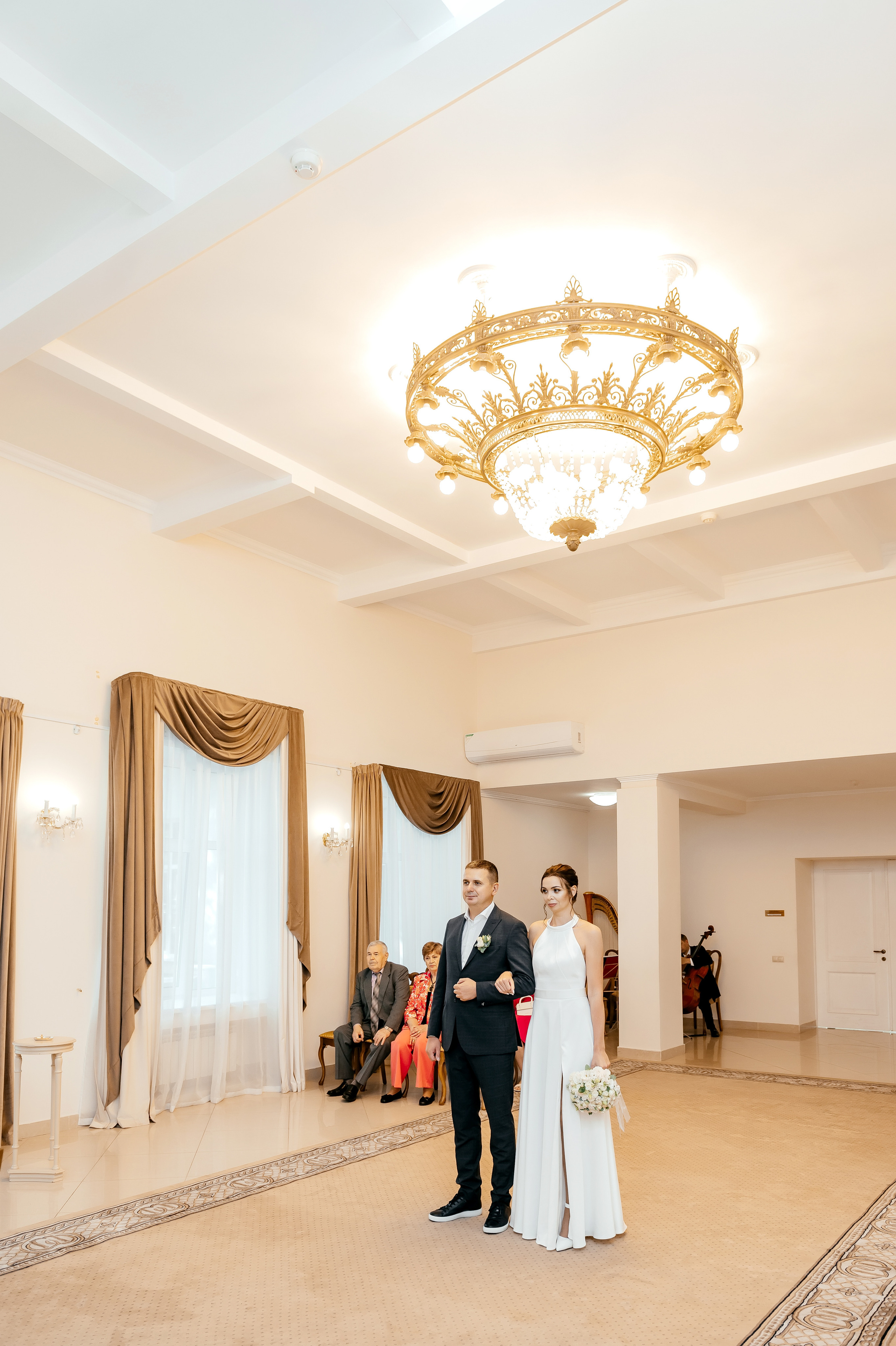 ВДНХ, Лужковский мост, Москва, свадьба. Свадебный и семейный фотограф Виктория Носачёва. Щелково, Москва и МО