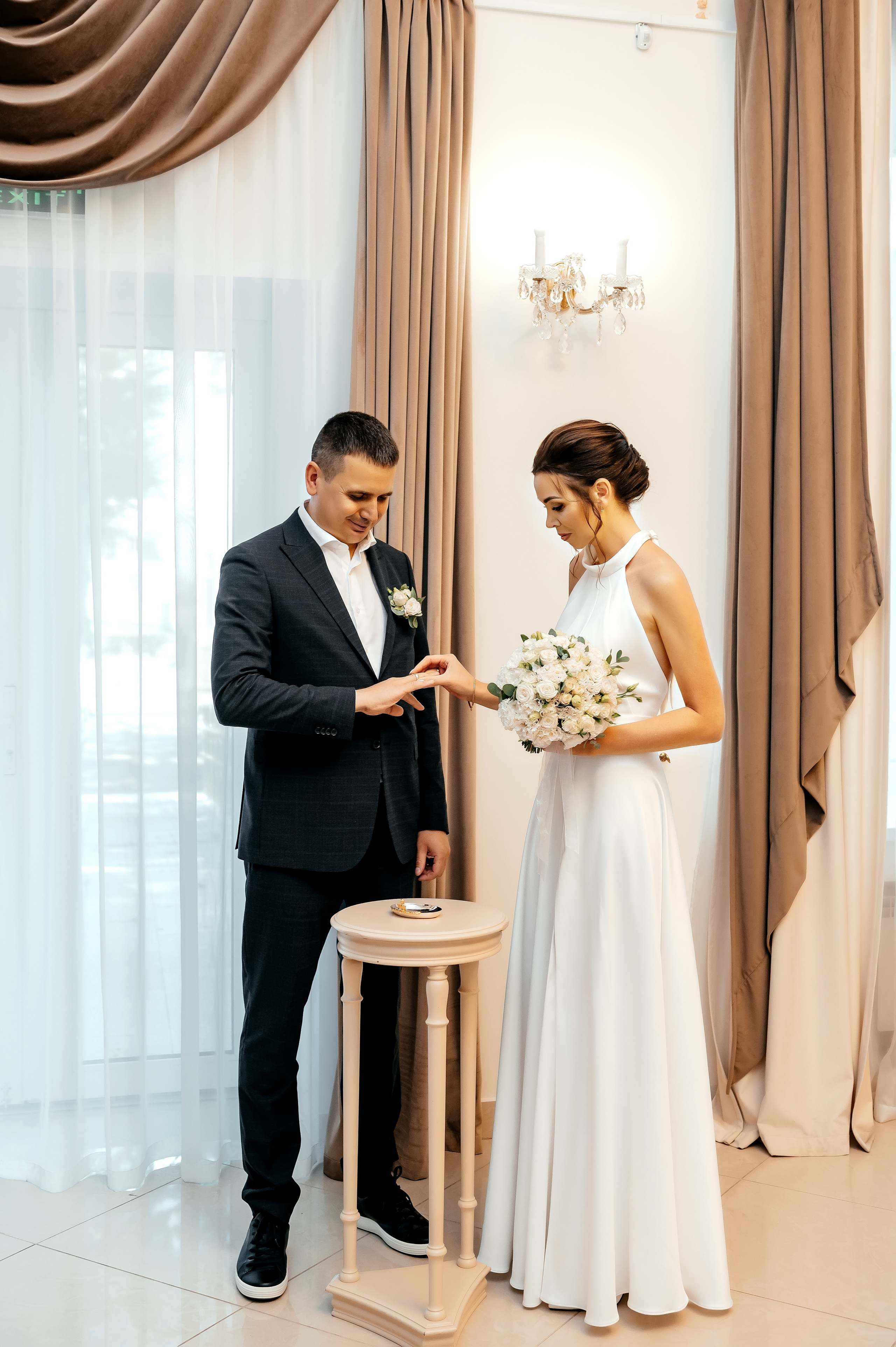 ВДНХ, Лужковский мост, Москва, свадьба. Свадебный и семейный фотограф Виктория Носачёва. Щелково, Москва и МО