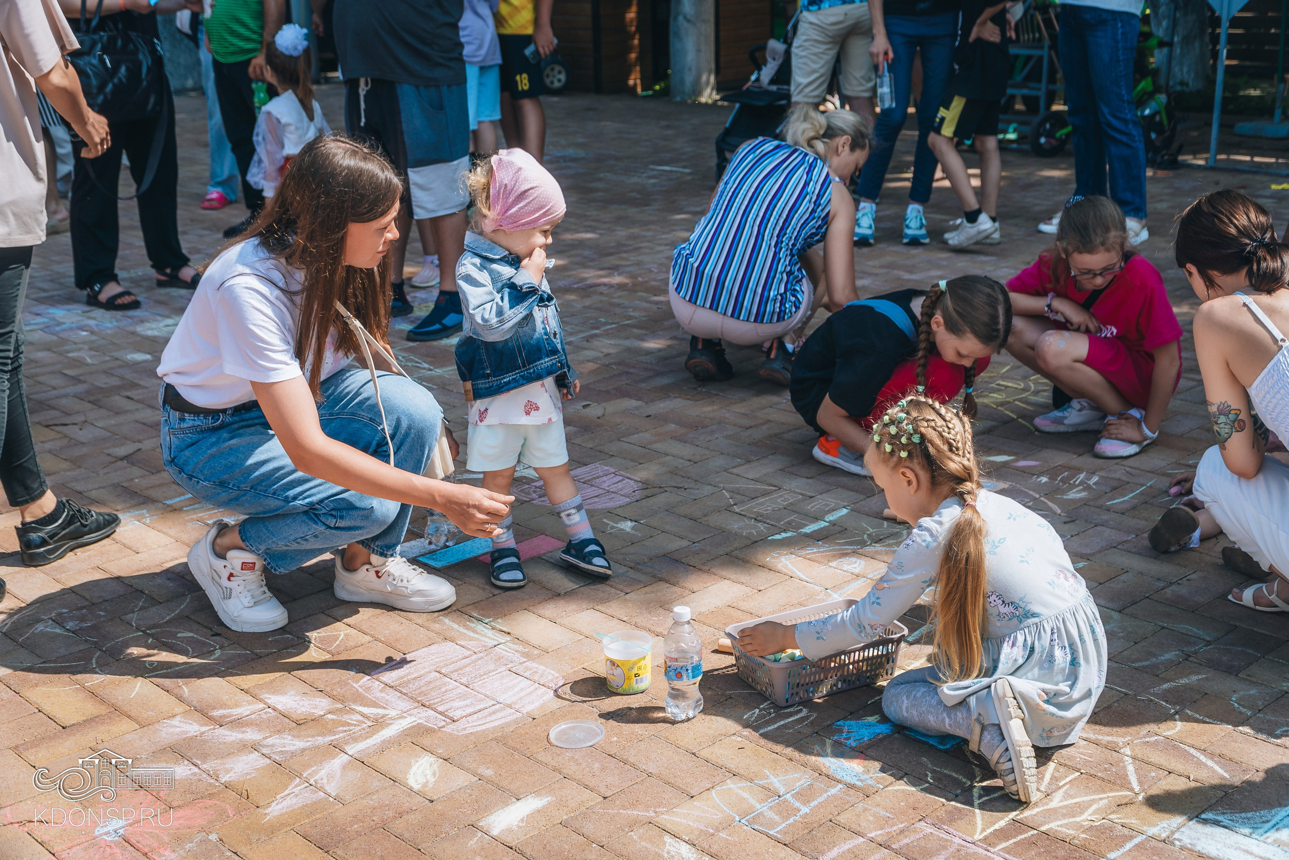 Должны смеяться дети. Новотитаровский Дом культуры