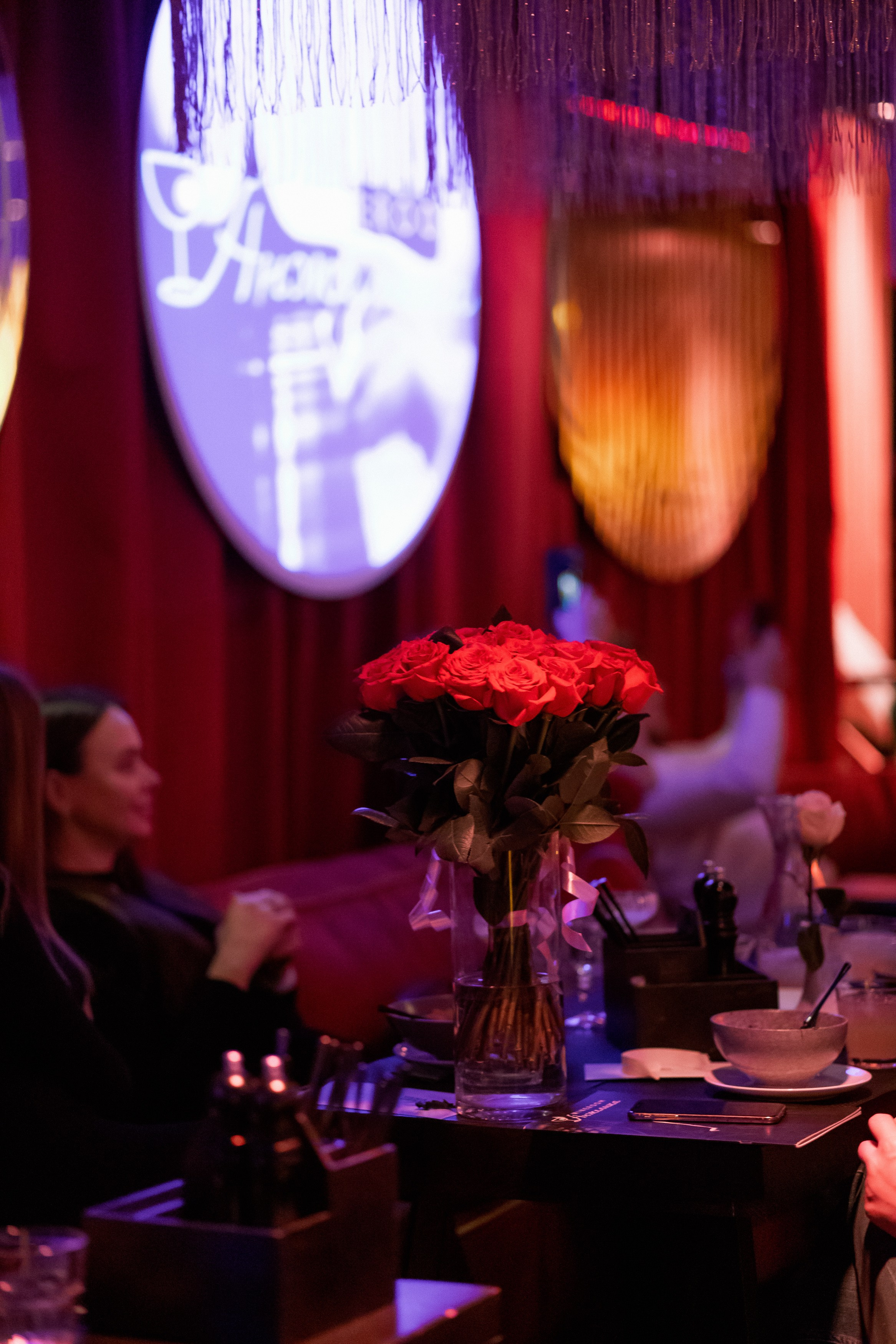 YANA URBAN: сольный концерт в «Анжелика Wineroom». СВОИ. ФОТООТЧЕТЫ-СОБЫТИЯ-МЕСТА