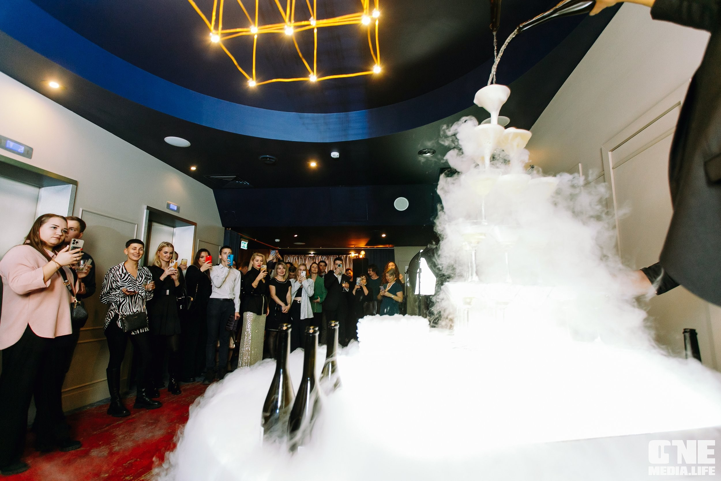 Новогодний Огонёк от Верю в Чудо. One Media Life: фоторепортажи, фотоотчеты с мероприятий и заведений