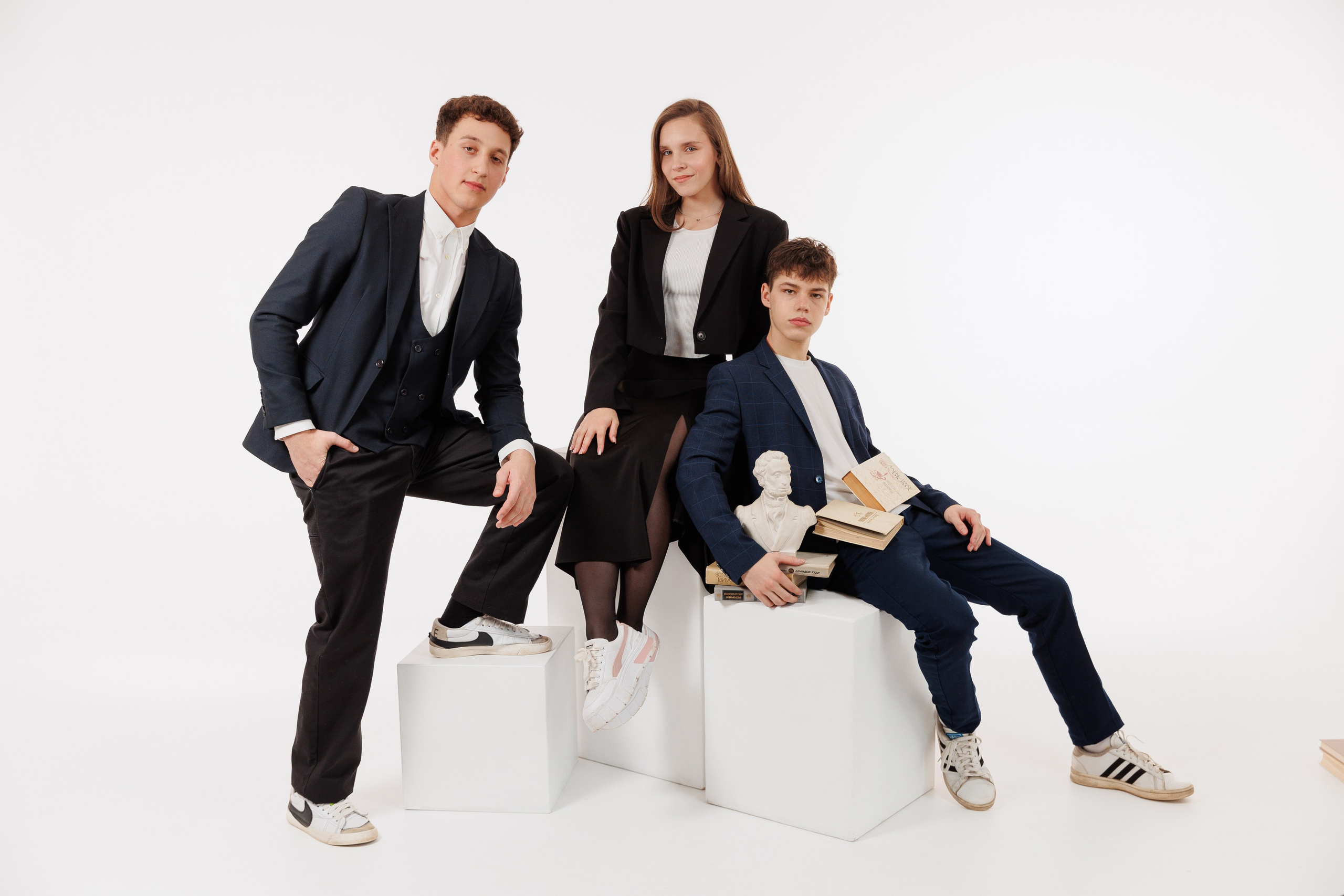 ФОТОКНИГИ | Пожалуй лучшие фотокниги в Красноярске. Выпускные альбомы Красноярск