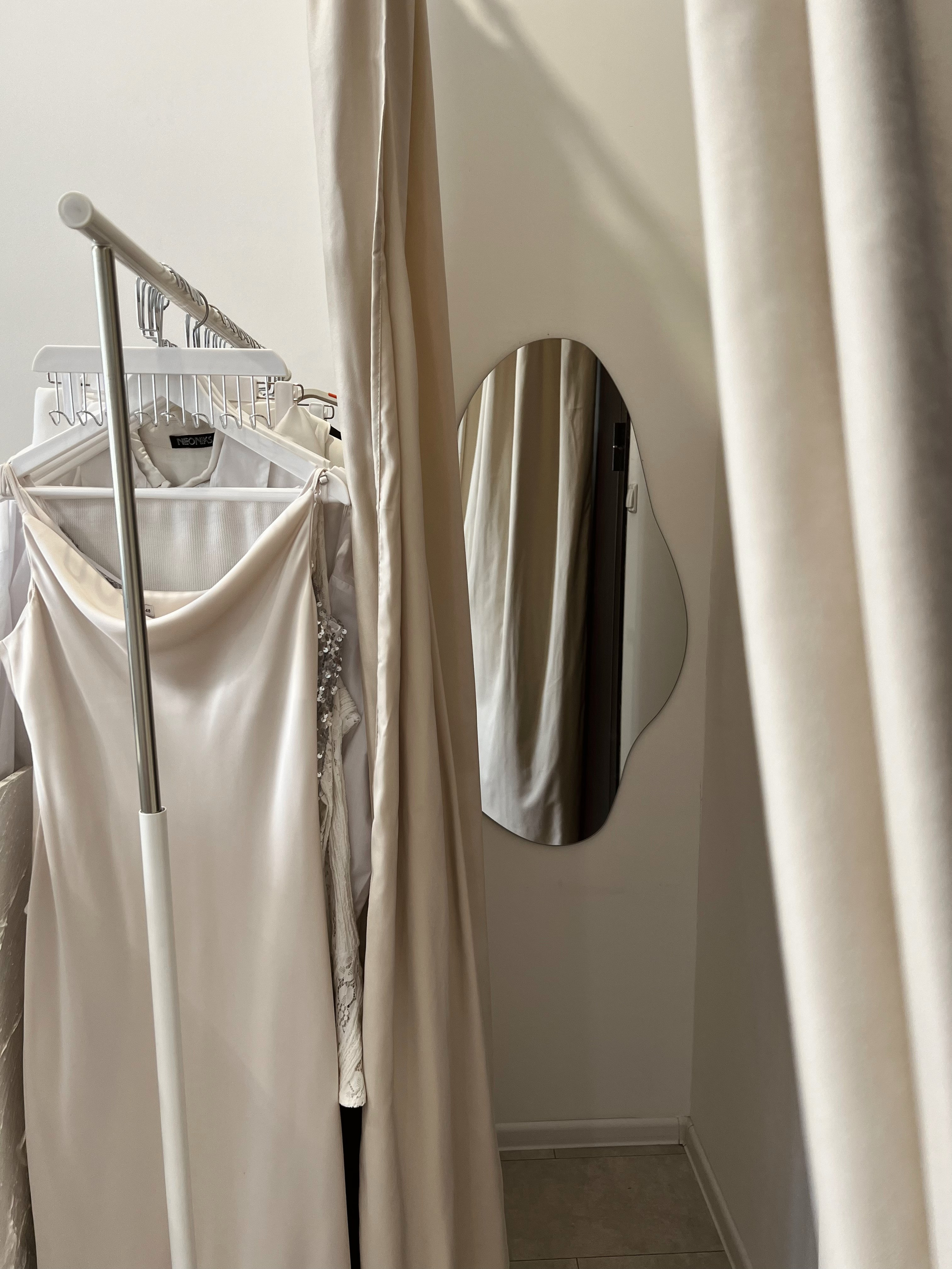 Гримерная. G_studio_spb Уютная фотостудия СПб с циклорамой и лаконичным дизайном метро Петроградская