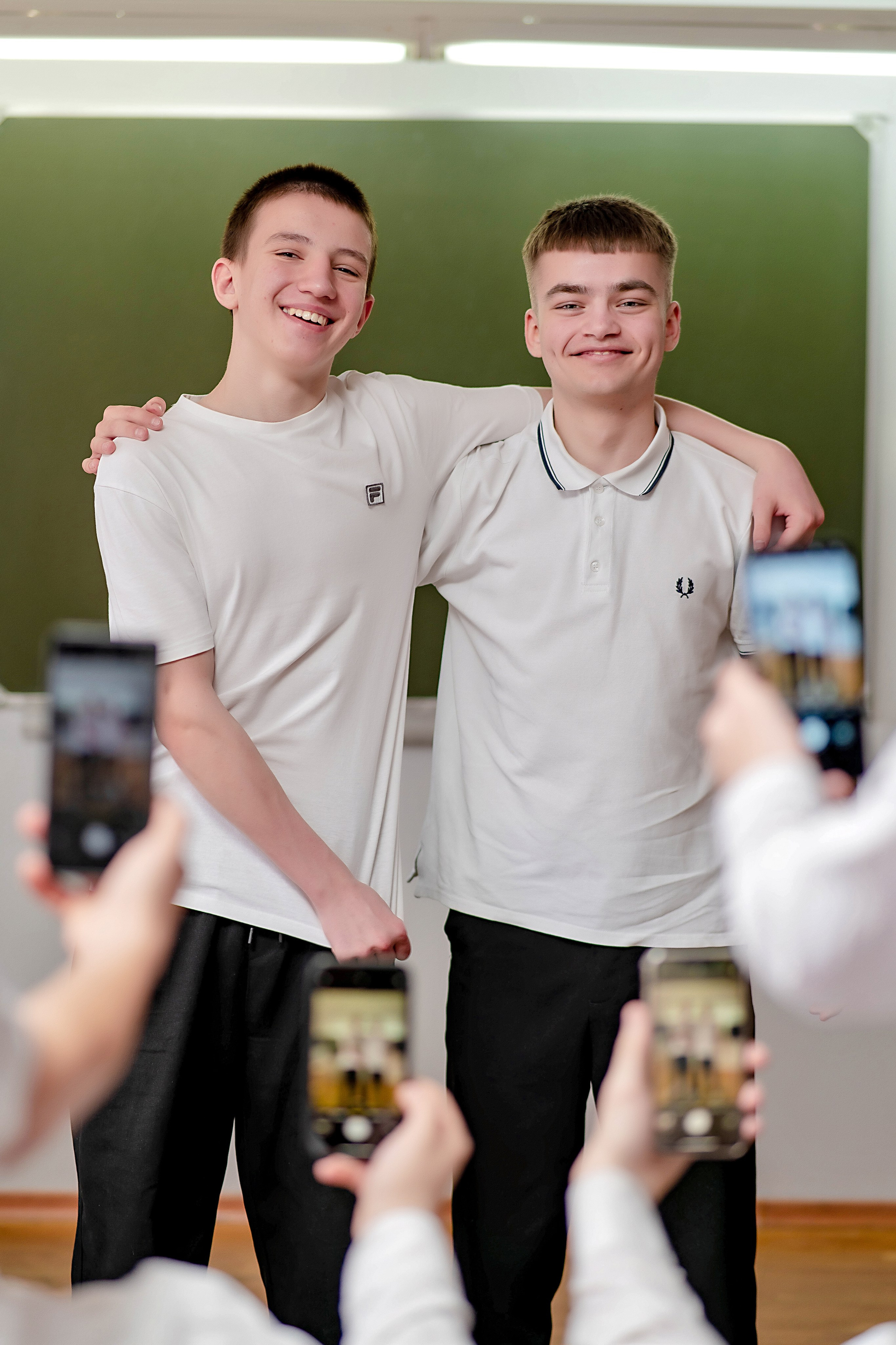 Выпускные (школьные) альбомы (книги) в Ростове-на-Дону. Современные Выпускные Альбомы в Ростове-на-Дону