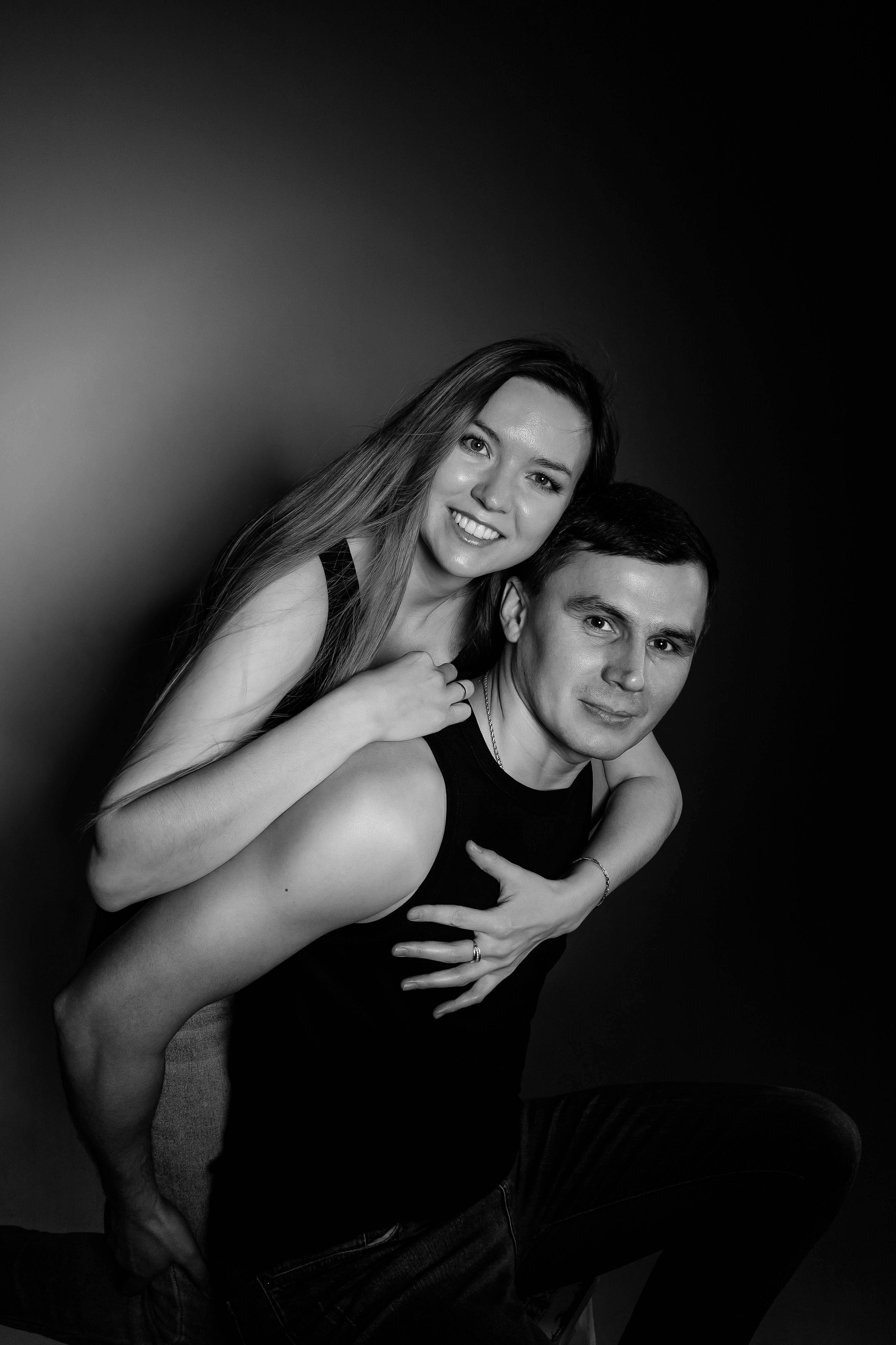 Love story для прекрасной пары Земфиры с мужем. Женский фотограф в Оренбурге Ирина Заводчикова