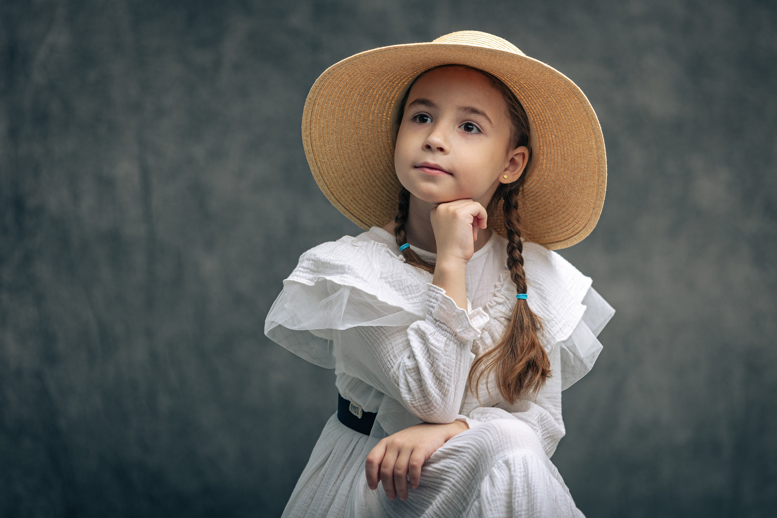 Грация и сила. Фотосессия с маленькой гимнасткой. Свадебный, портретный и семейный фотограф Уфа