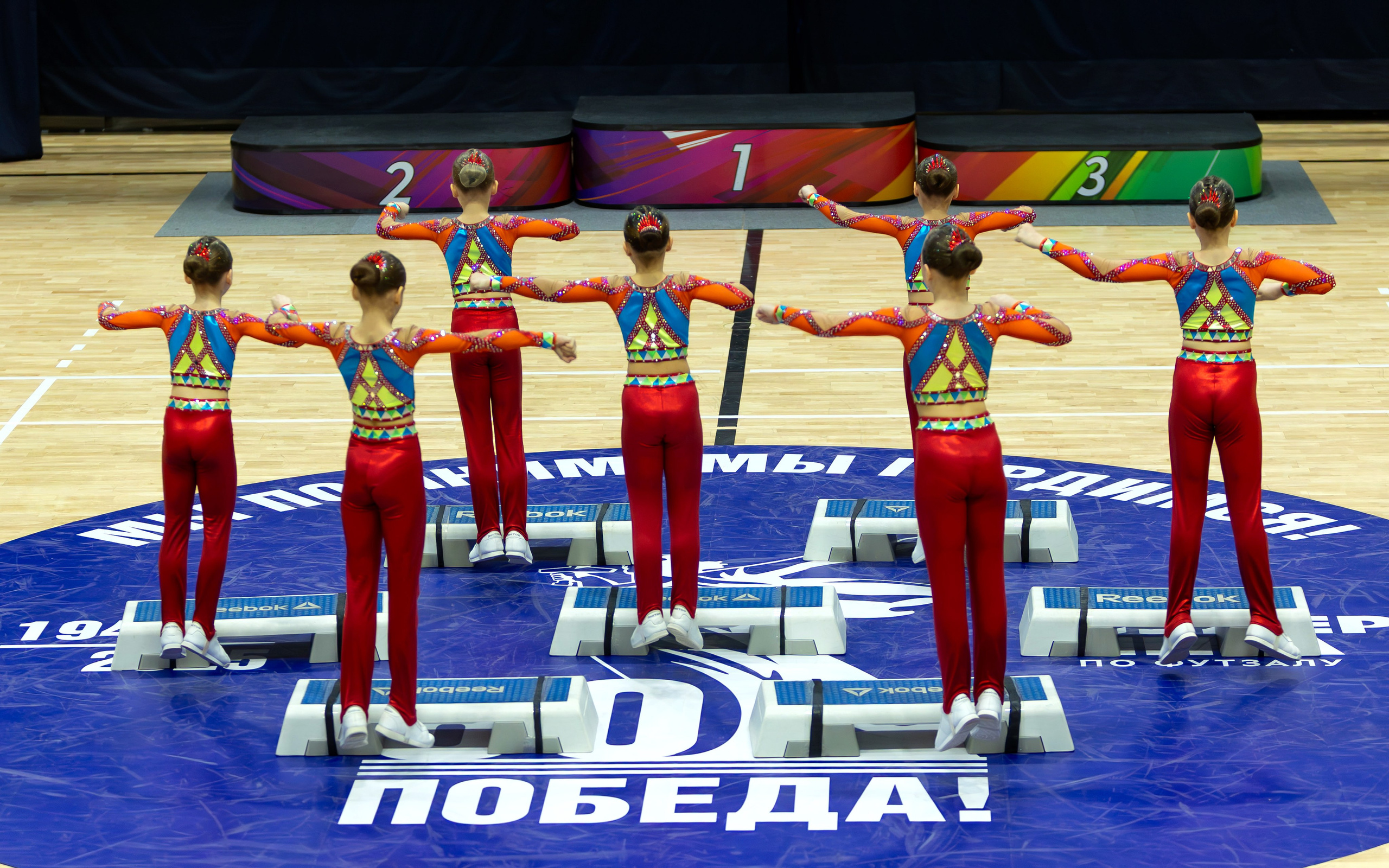 Фестиваль по фитнес-аэробике «Облачко» дисциплина «Степ-аэробика». Выпускные альбомы и школьный фотограф в Подольске, Троицке, Щербинке, Москве и Московской области