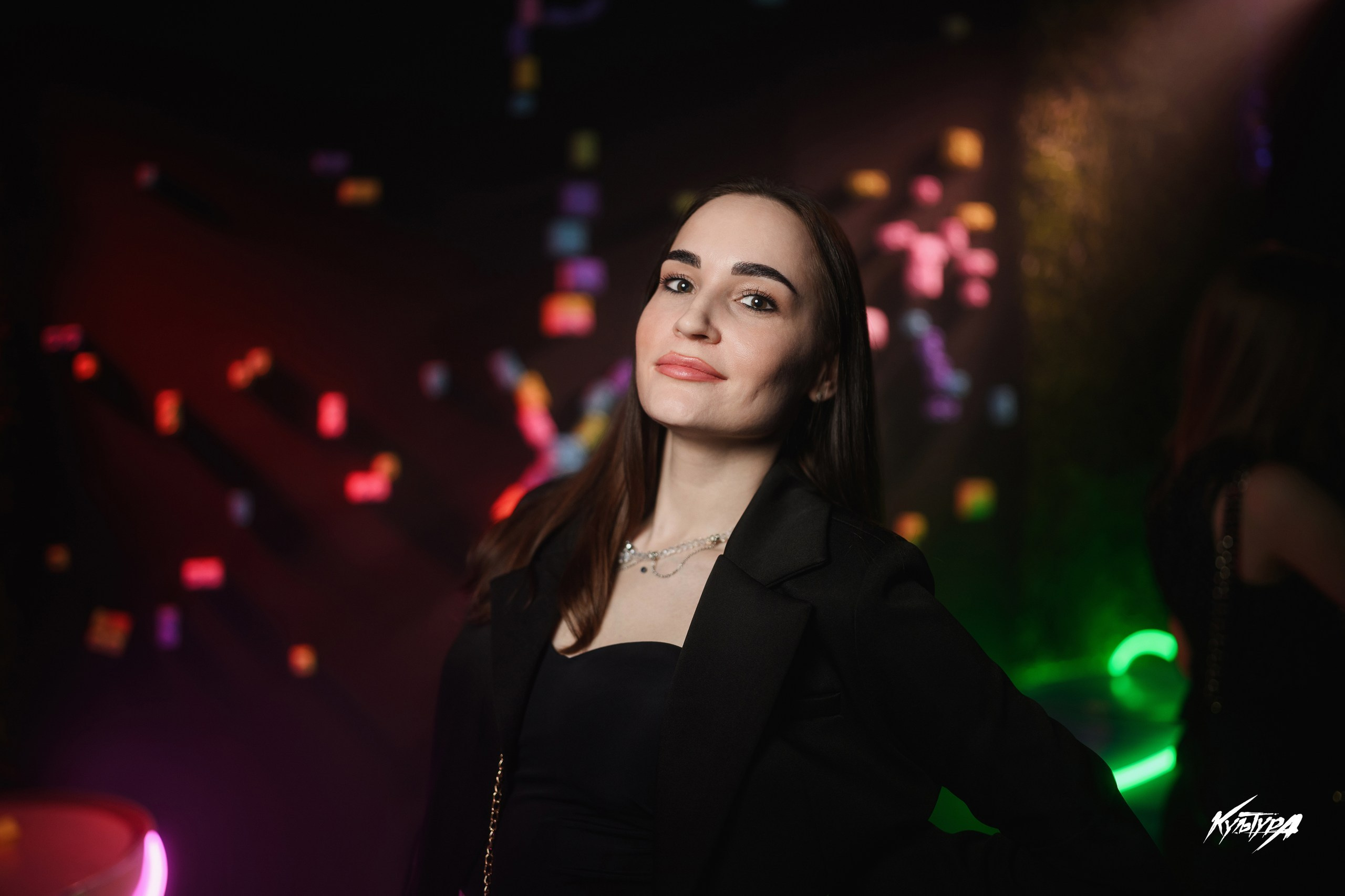 Клубная фотосъемка в Петропавловске-Камчатском, Репортажная фотосъемка в ночном клубе в Петропавловске-Камчатском, Фотосъемка вечеринок в Петропавловске-Камчатском, Эмоции на клубной фотосессии в Петропавловске-Камчатском, Профессиональная фотосъемка в клубе в Петропавловске-Камчатском.