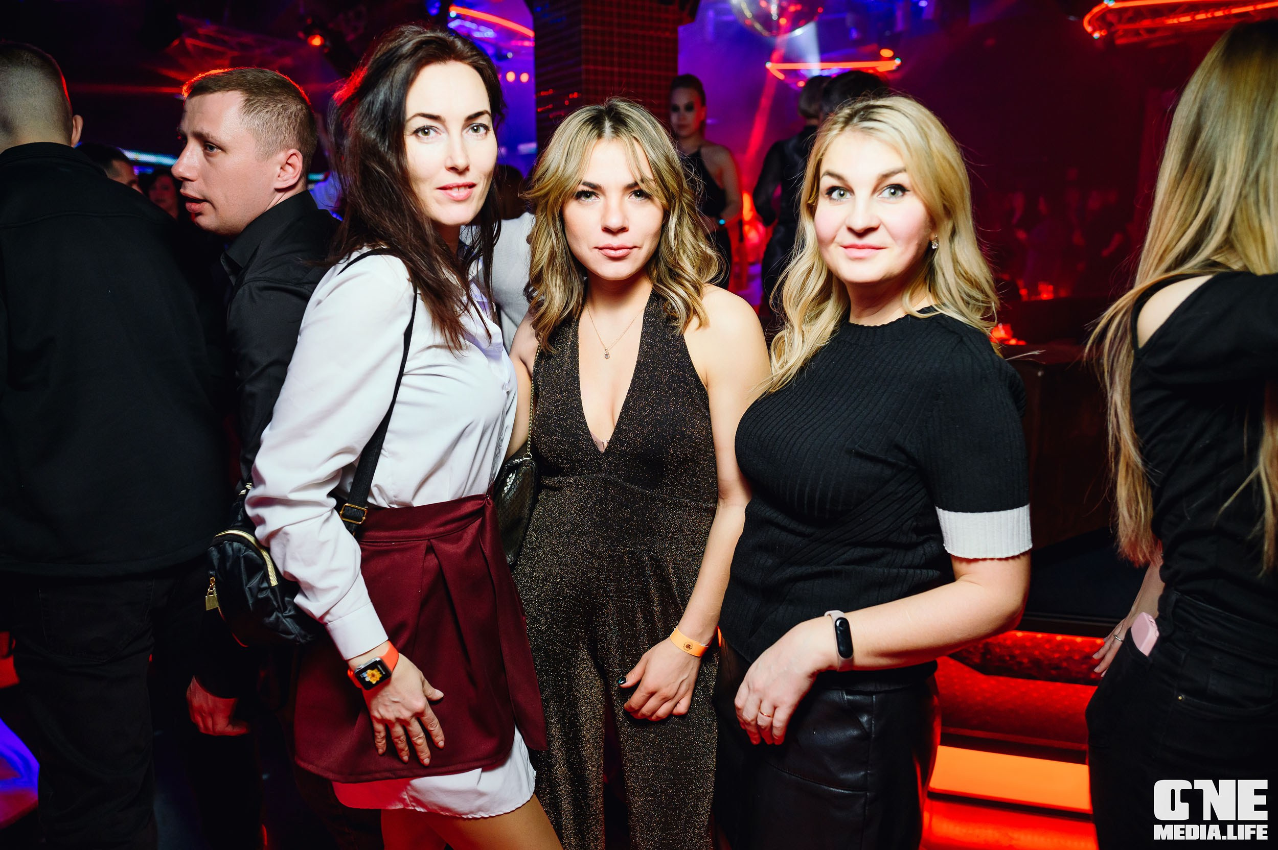 Фотоотчет с 8 марта в Планете. One Media Life: фоторепортажи, фотоотчеты с мероприятий и заведений