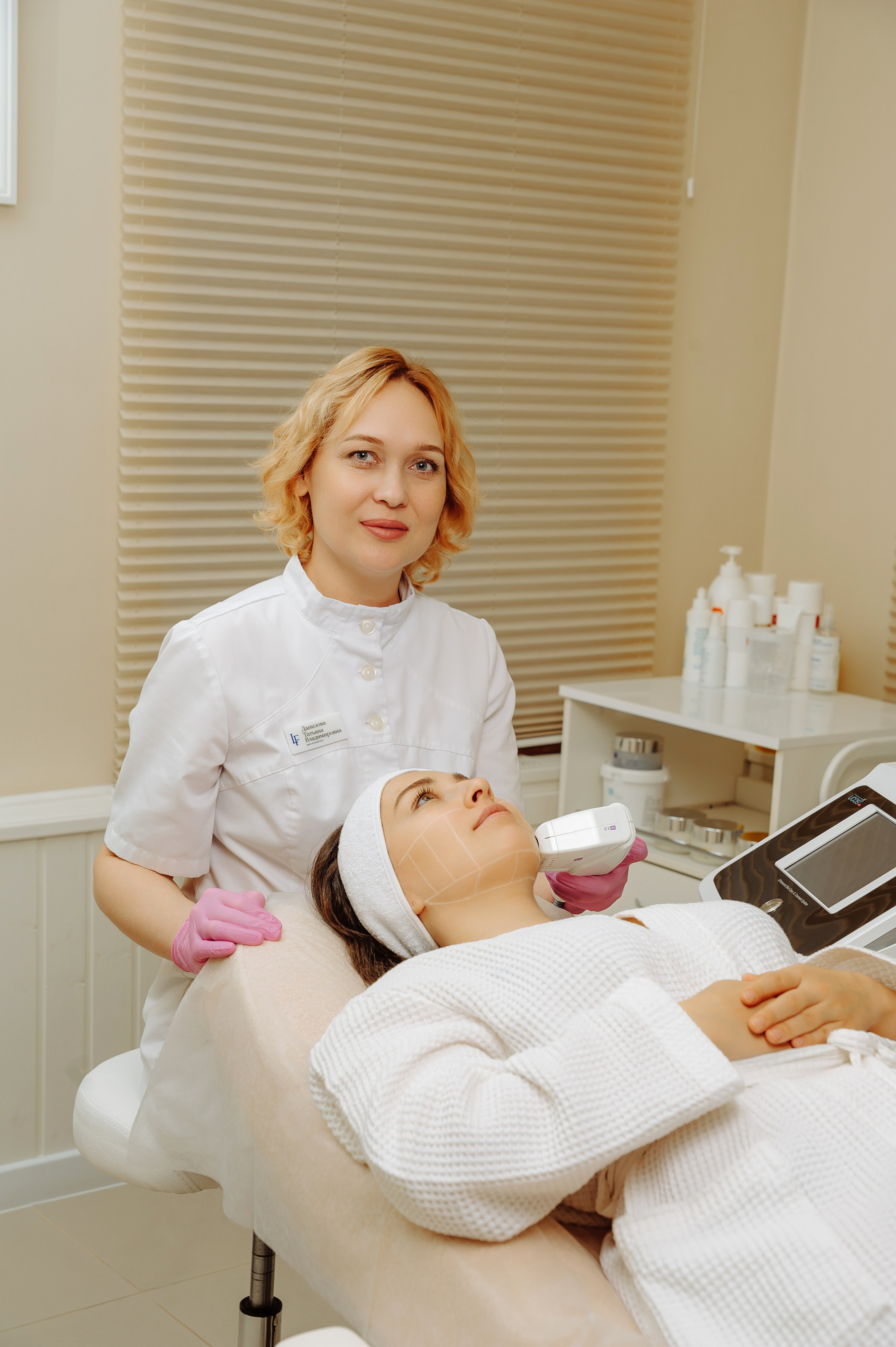 Косметологическая клиника «Луи де Флер». Фотограф в Екатеринбурге Артём Зайнетдинов