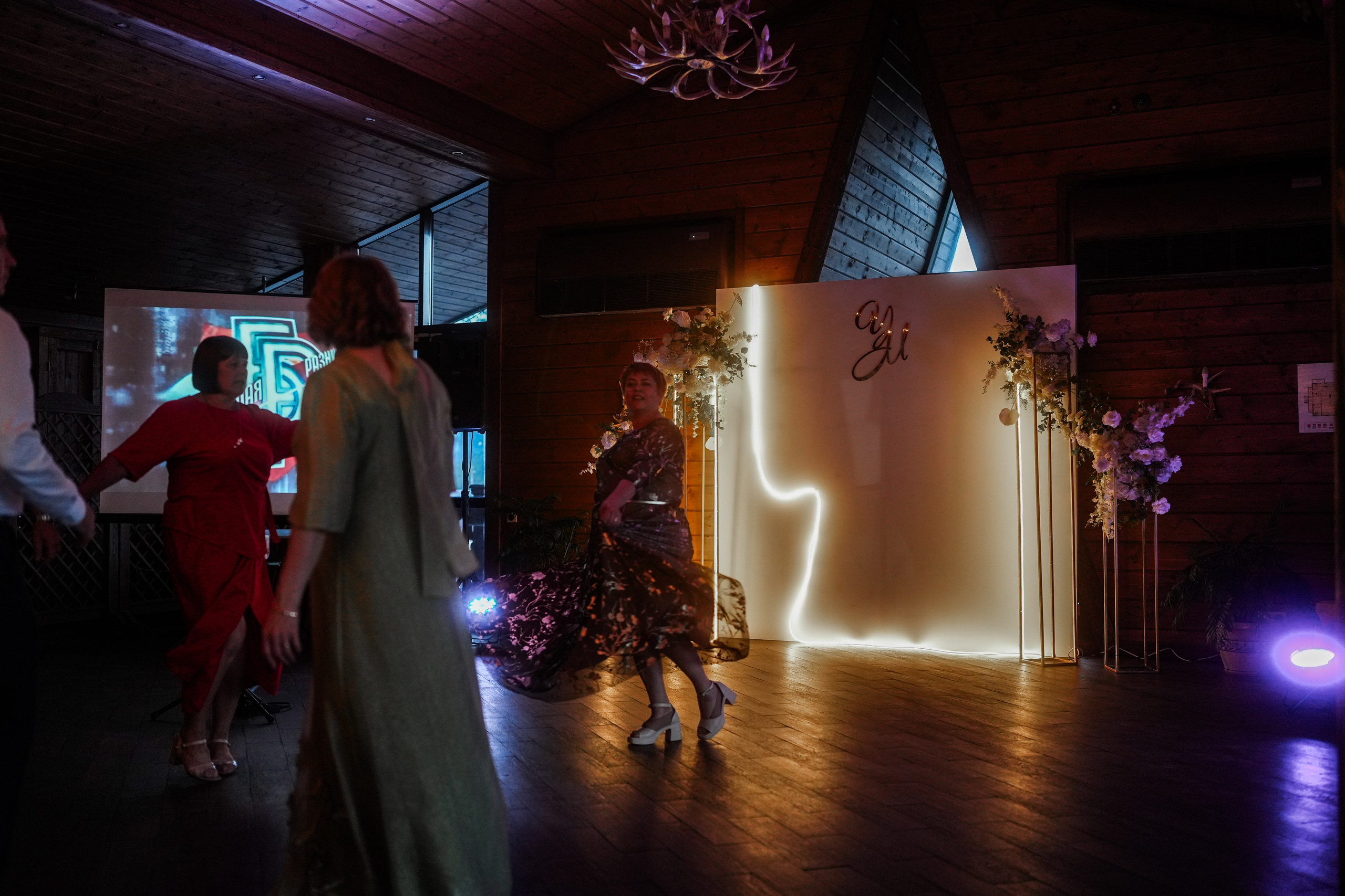 Свадьба Умар и Мила. Банкет. Свадебный и индивидуальный фотограф Аля Мамакова