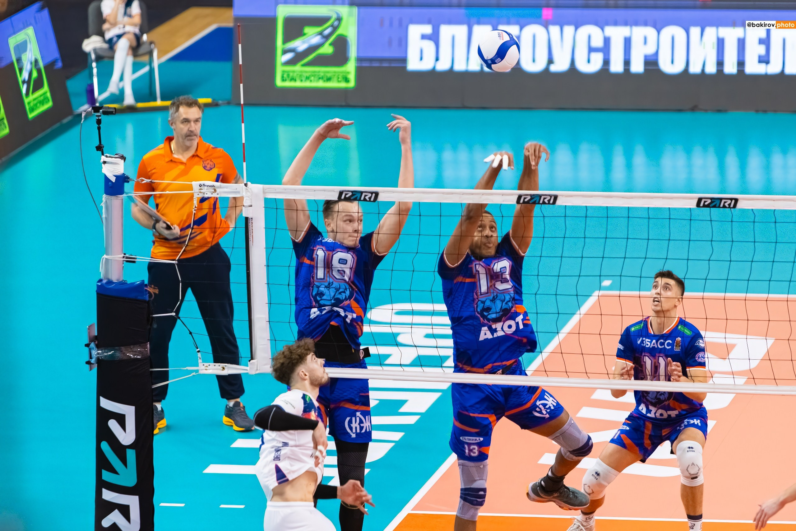 06.11 Волейбол. Нефтяник-Кузбасс. Команда специалистов в мире фотографии и видео. Детский фотограф, семейный фотограф