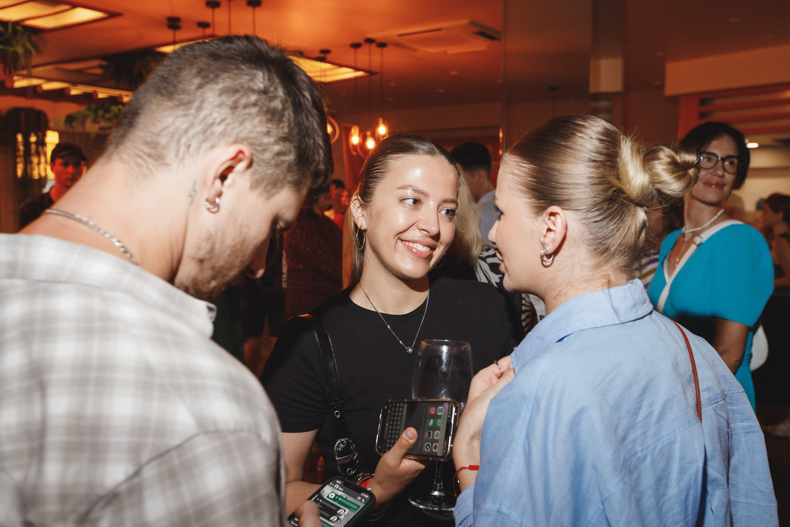 ФЕСТИВАЛЬ РОССИЙСКОГО ВИНА. СВОИ. ФОТООТЧЕТЫ-СОБЫТИЯ-МЕСТА