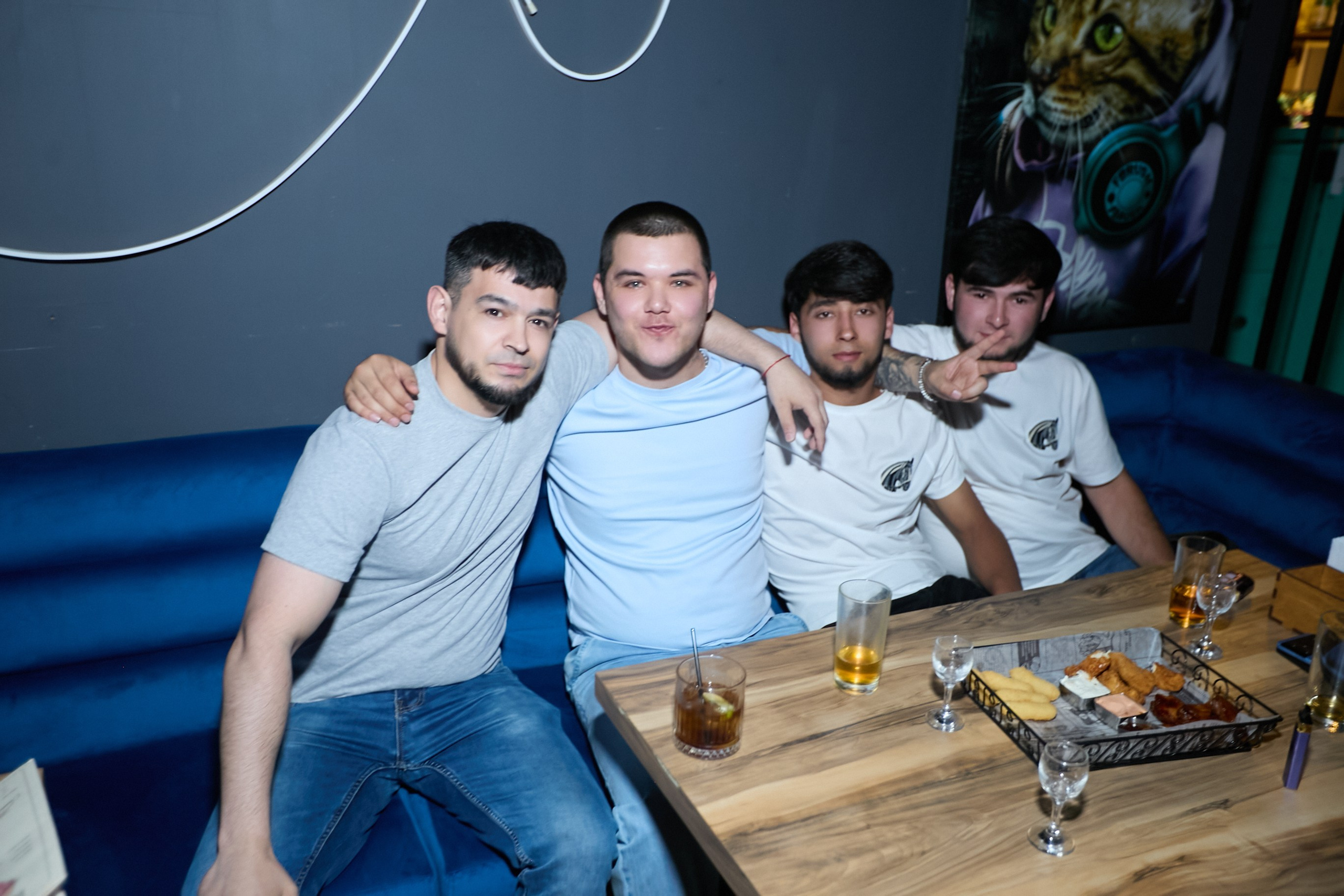 2000ые в Ели-Пели. Фотограф видеограф в Москве и Московской области Саша Секрет